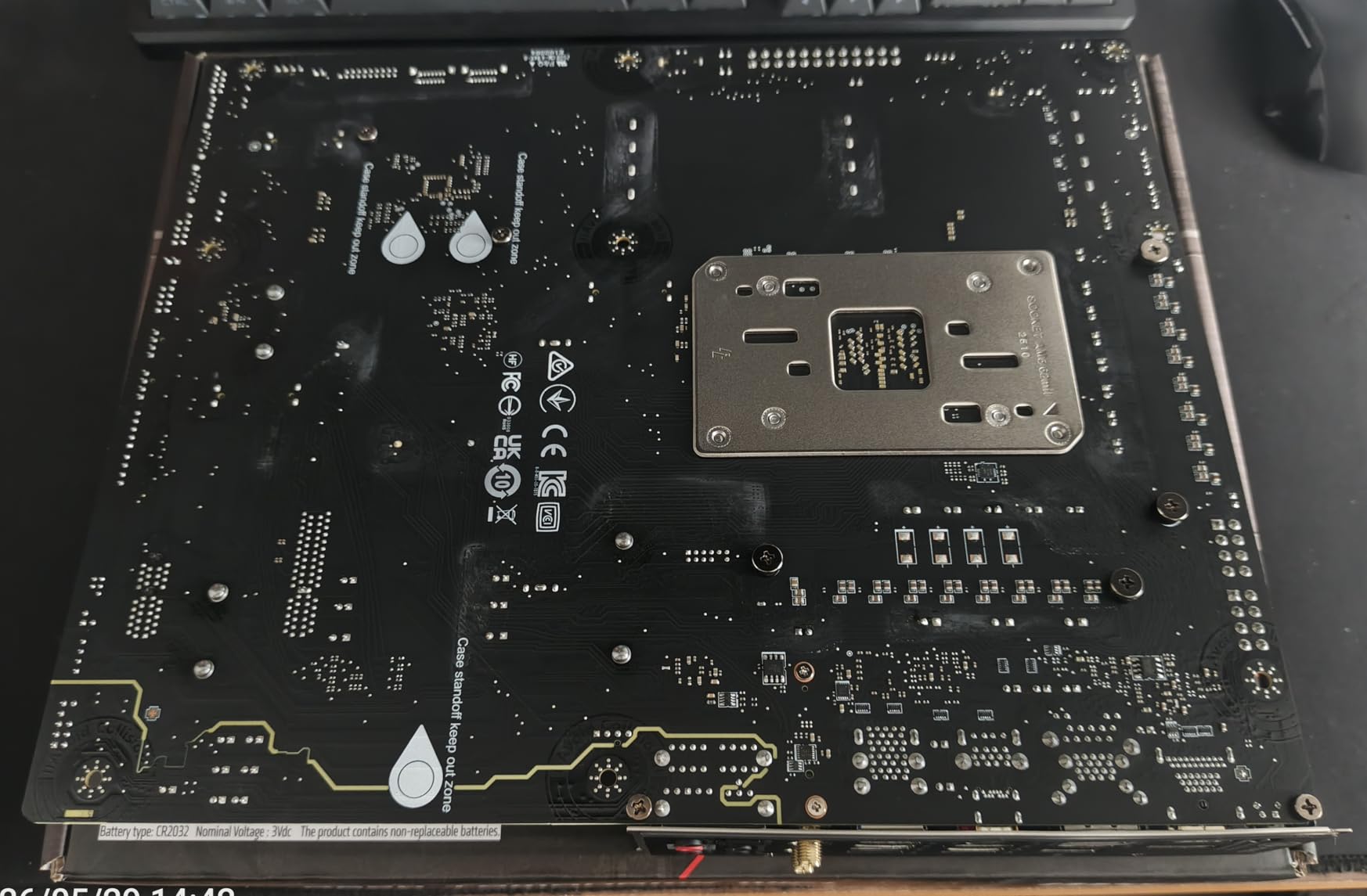 MSI MAG B650 Tomahawk WiFi Gaming Motherboard (AMD Ryzen 9000/8000/7000 Series Processors, AM5, DDR5, PCIe 4.0, M.2, SATA 6Gb/s, USB 3.2 Gen 2, HDMI/DP, Wi-Fi 6E, Bluetooth 5.3, 2.5Gbps LAN, ATX) customer photo 1
