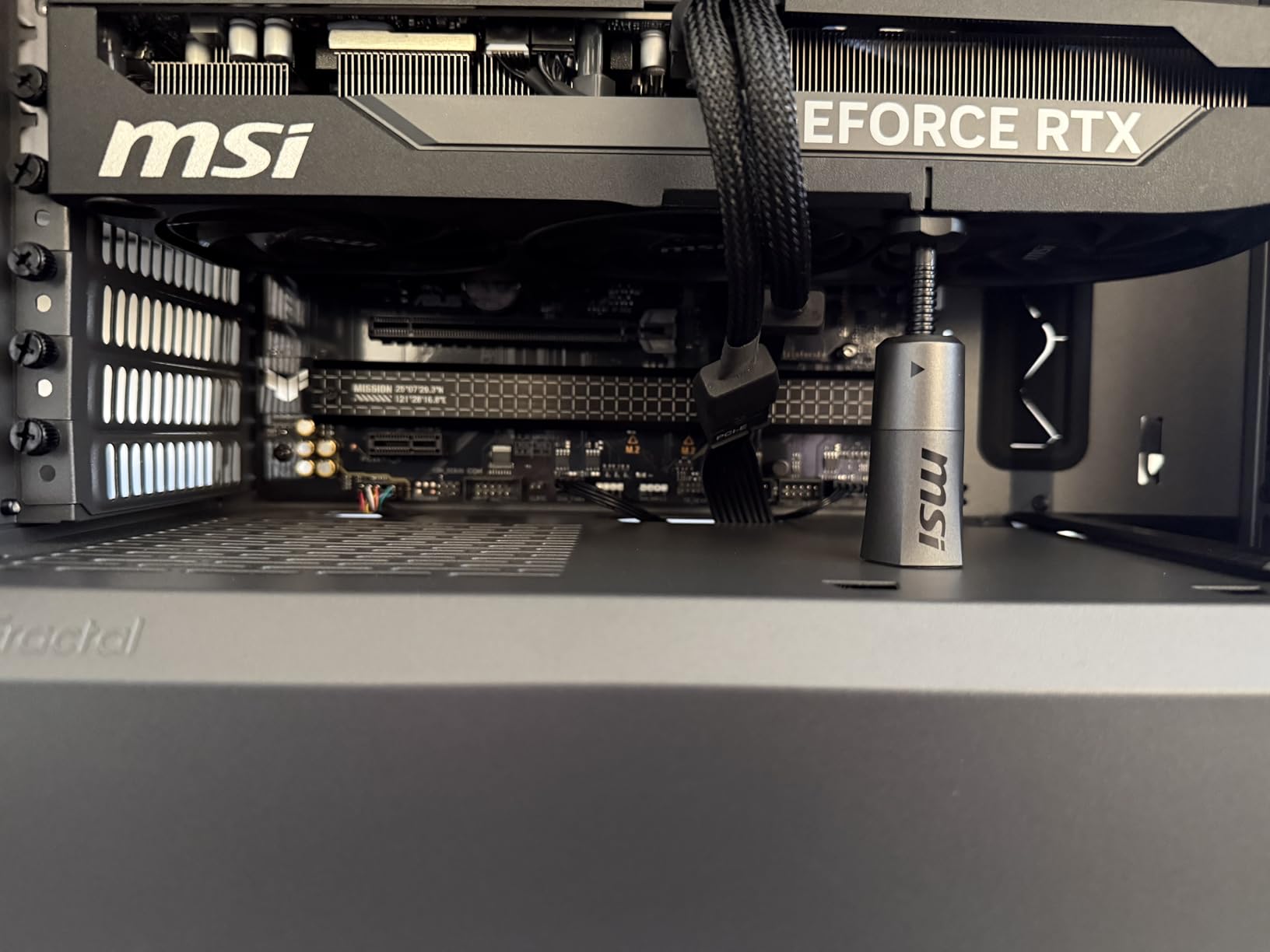 ASUS TUF Gaming B650-PLUS WiFi AMD B650 AM5 Ryzen Desktop 9000 8000 and 7000 ATX Motherboard, 14 Power Stages, PCIe 5.0 M.2, DDR5 Memory, WiFi 6 and 2.5 Gb Ethernet, USB4 Support Aura Sync customer photo 1