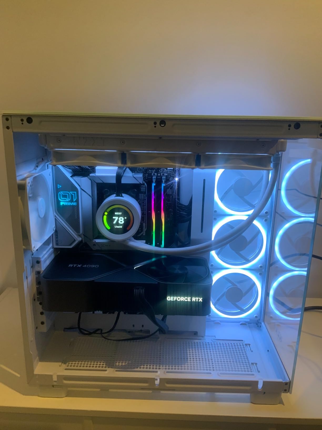 VIPERA NVIDIA GeForce RTX 4090 Founders Edition Graphics Card (24GB GDDR6X) customer photo 2