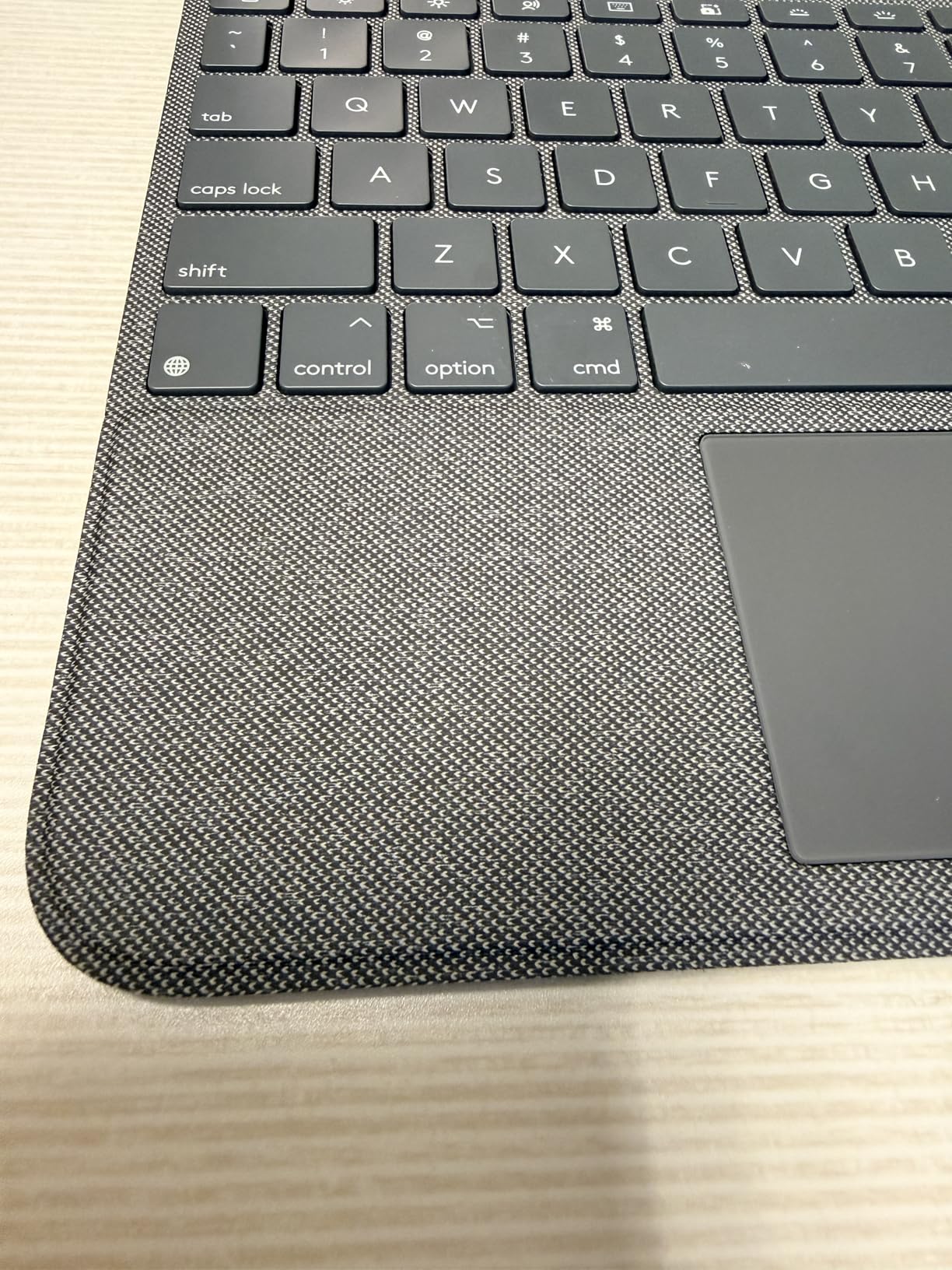 Logitech Combo Touch, Detachable iPad Keyboard Case (10th gen and A16) with Large Precision Trackpad, Full-Size Backlit Keyboard, and Smart Connector Technology - Oxford Gray customer photo 2