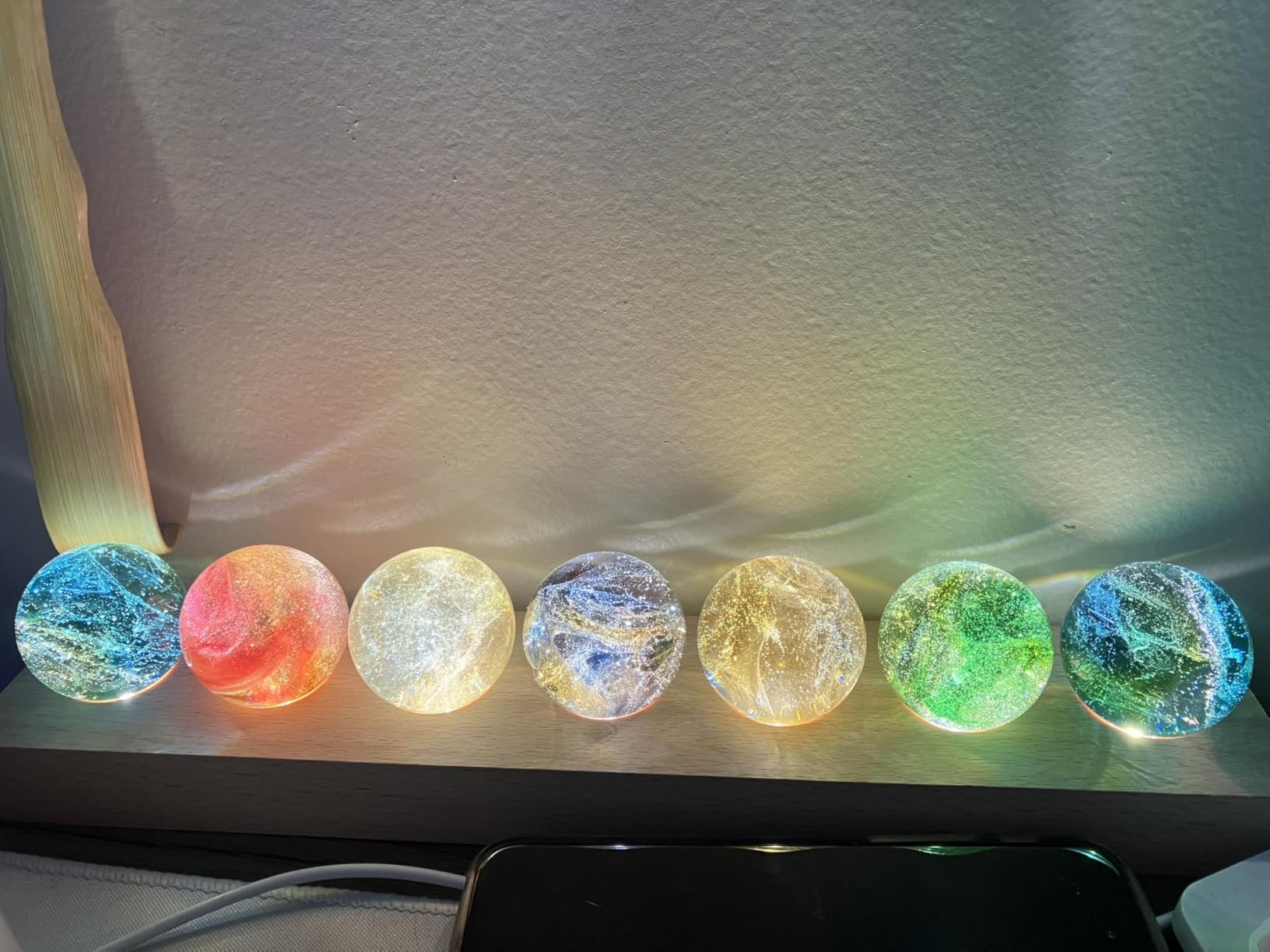 7 Chakra Natural Healing Spheres with LED Wooden Stand 40mm Crystal Quartz Stones for Meditation Positive Energy Night Light Decoration customer photo 2