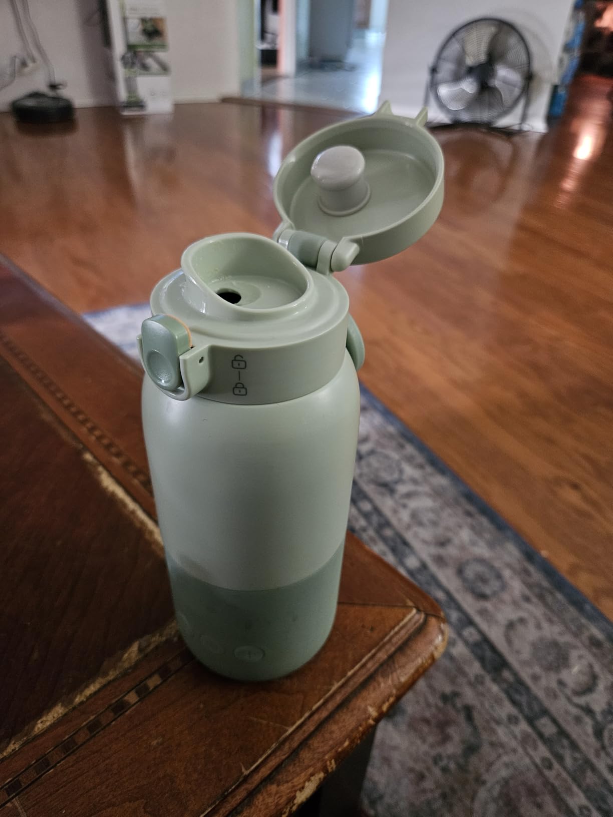 BOLOLO Portable Bottle Warmer for Travel, Super Fast Charging, Instant Breastmilk, Formula, Water, Milk Warmer with 10 Ounces Big Capacity, Baby Flask for Vehicle, Car, Airplane Journey customer photo 1