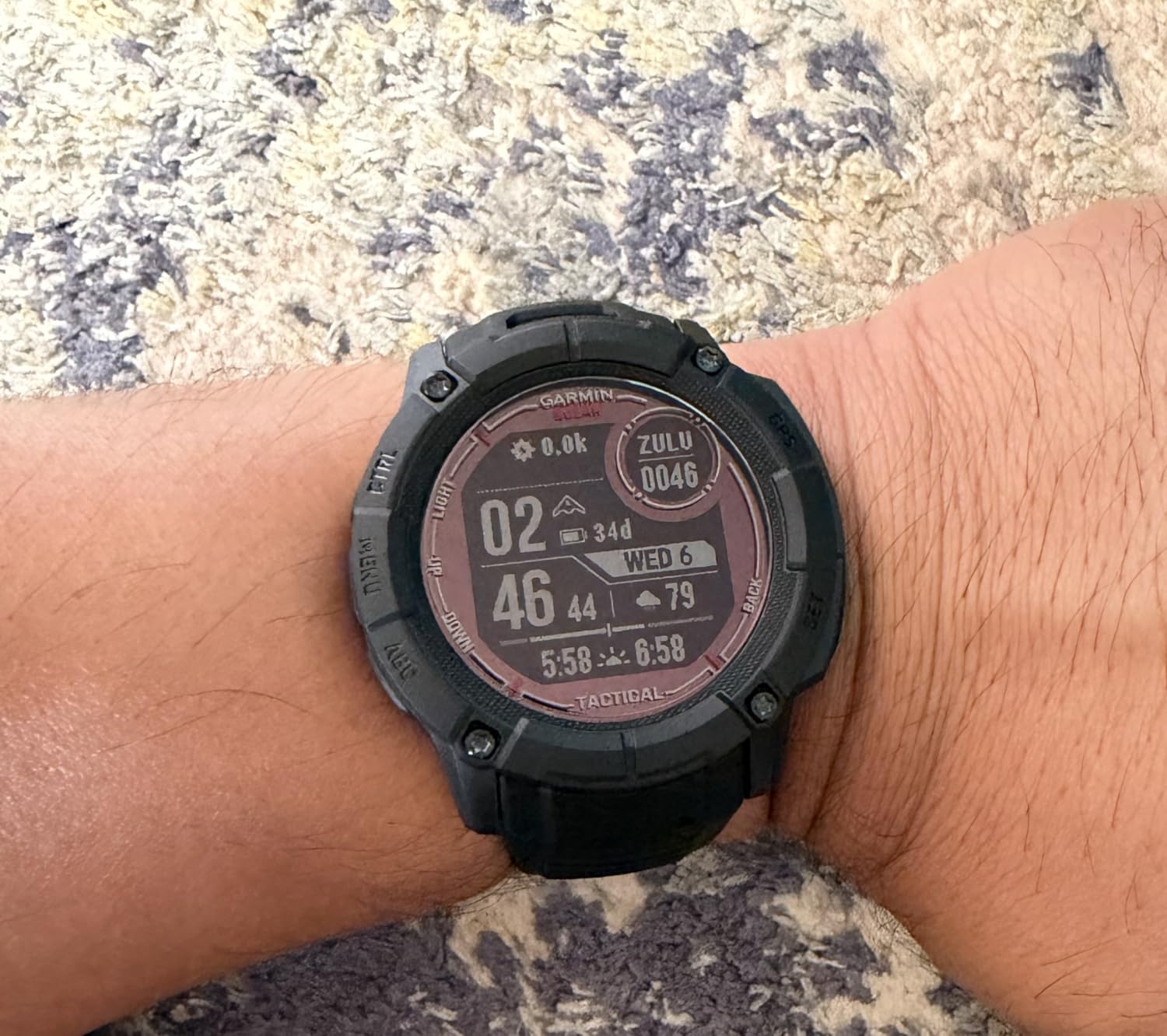 Garmin Instinct 2X Solar, Rugged GPS Smartwatch, Built-in Flashlight, Solar Charging Capability, Multi-Band GNSS, Graphite customer photo 2