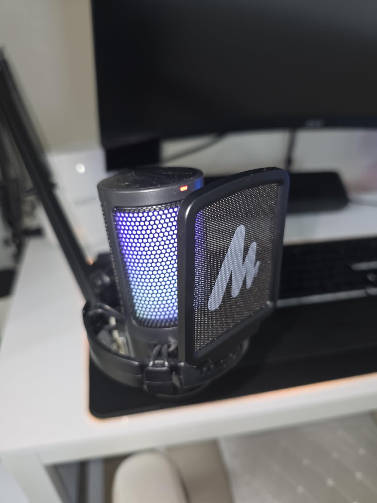 MAONO DGM20S Gaming Microphone for PC with Clear Voice & Noise Reduction customer photo 1