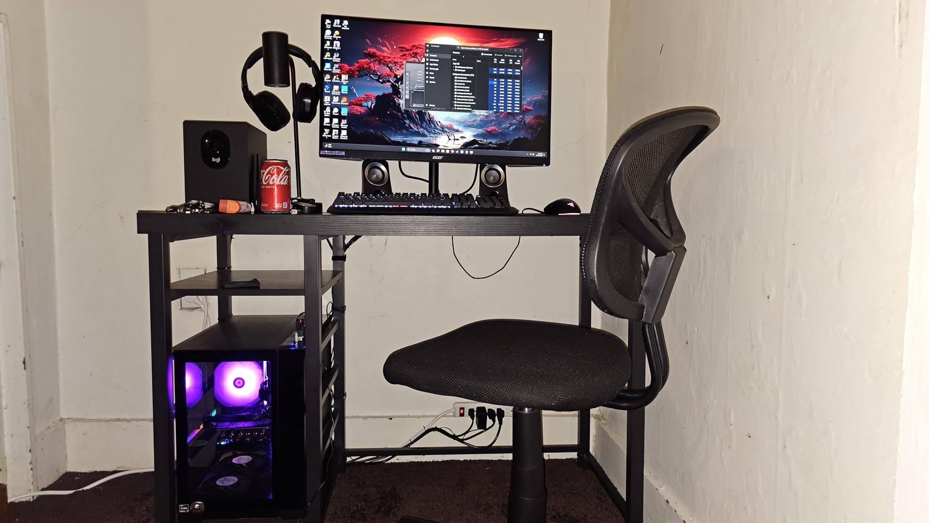 Acer Nitro 27in QHD 2560x1440 IPS 180Hz Gaming Monitor XV271U M3bmiiprx customer photo 1