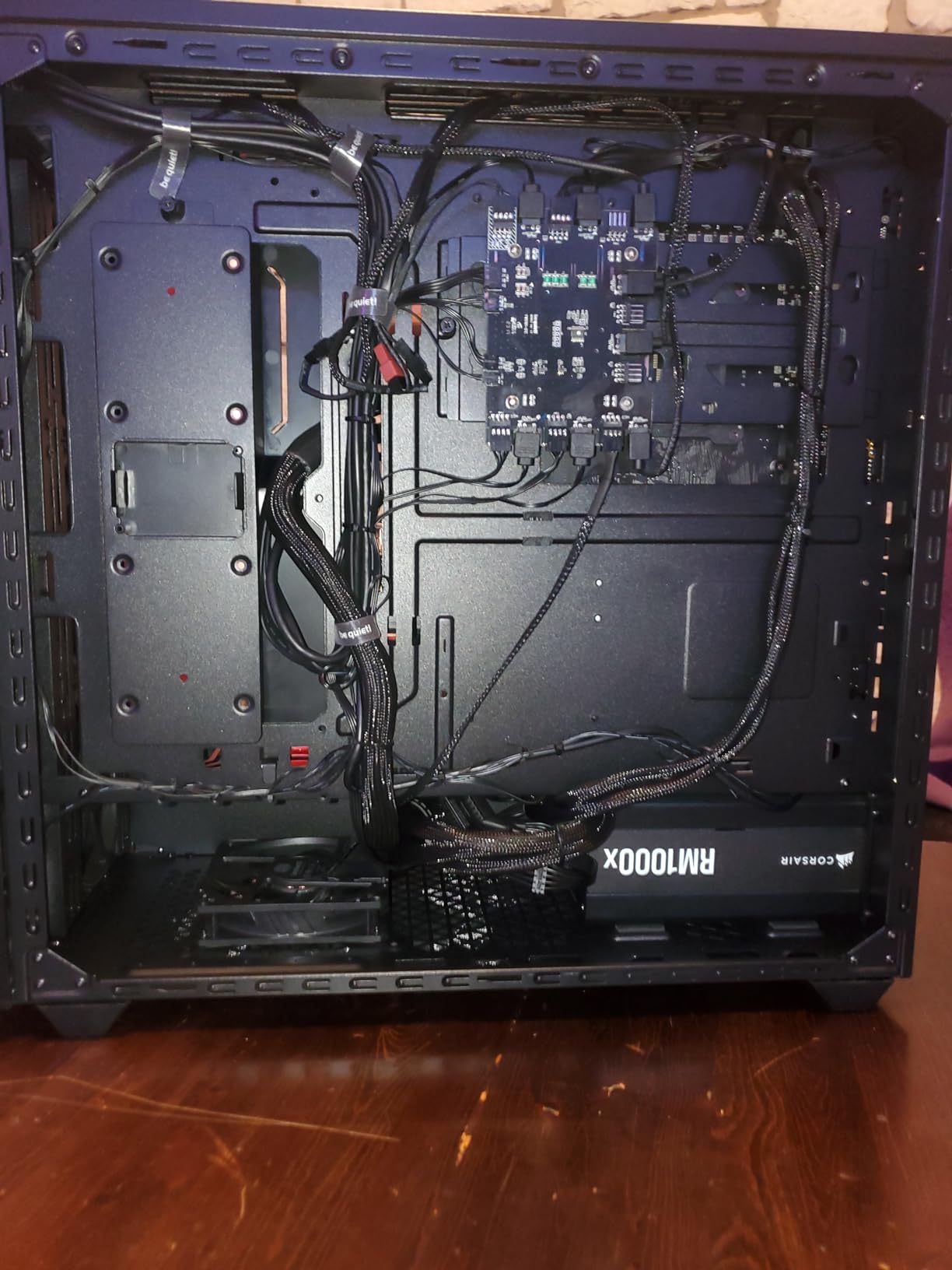 be quiet! Shadow Base 800 FX - ARGB - 4 Light Wings 140mm PWM Fans - Mid-Tower PC Gaming Case - 420mm radiators or E-ATX motherboards Support - White - BGW64 customer photo 2