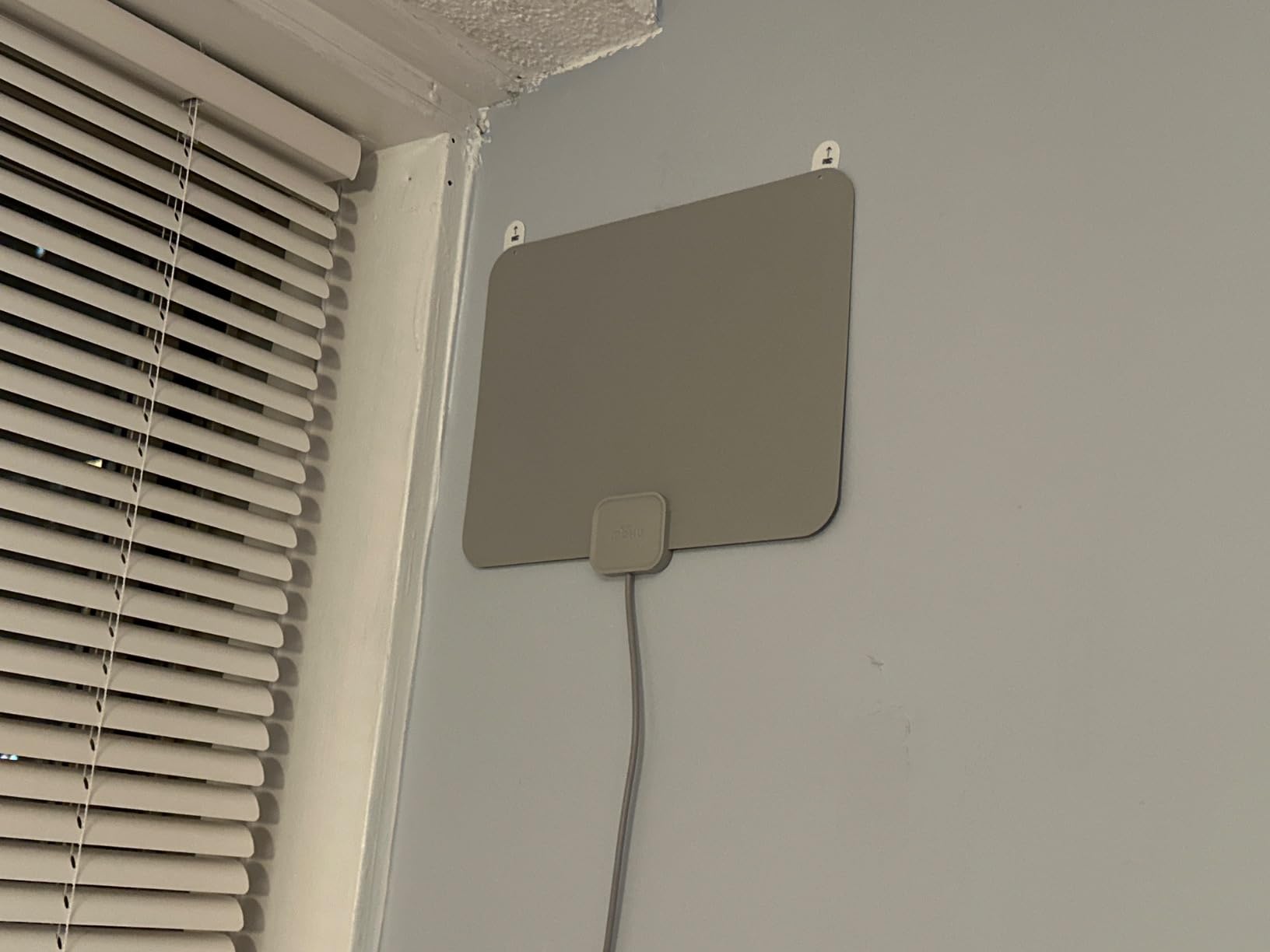 Leaf - New Look, Warm Grey Design - Ultra-Thin Indoor TV Antenna, UHF VHF, 40-Mile Range, Multi-Directional, 4K UHD, NEXTGEN TV - w/ 12 ft. Cable customer photo 2