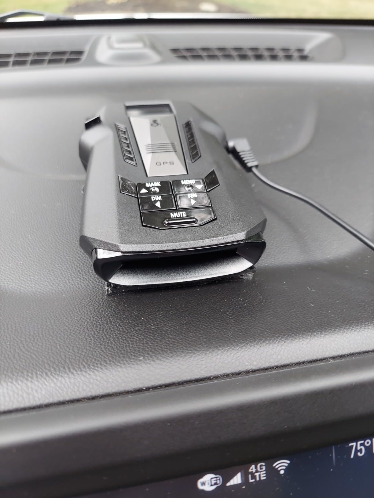 Cobra RAD 700i Laser Radar Detector - Premium Detection Range, AutoLearn Intelligence, Advanced Filtering Software, Apple CarPlay and Android Auto Compatible, Laser Eye Front and Rear Detection customer photo 1