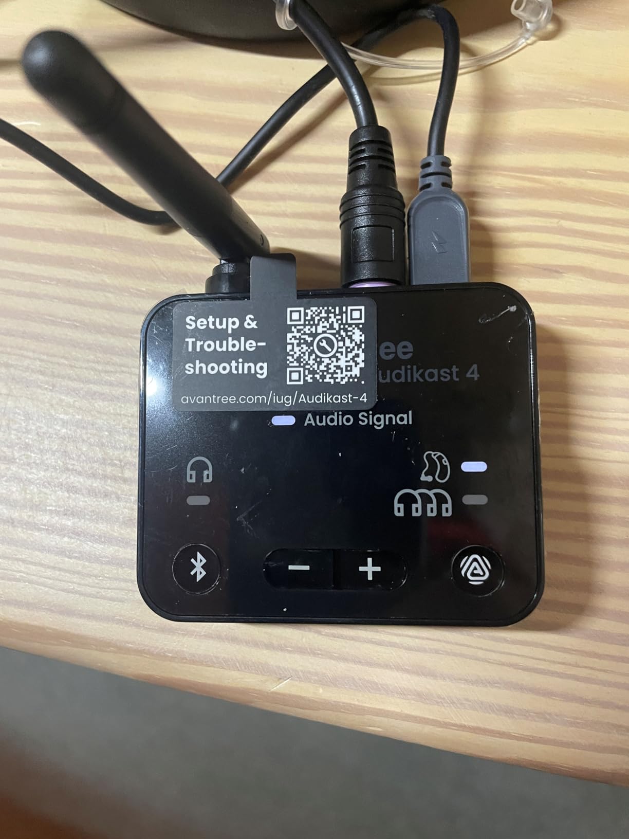 Avantree Audikast 4 - Auracast & Bluetooth TV Transmitter for Headphones & Selected Hearing Aids, aptX Adaptive & HD, Optical & AUX Output, Future-Ready & Upgradeable customer photo 1