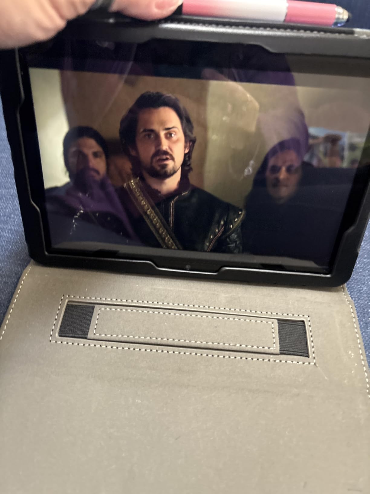 Like-New Amazon Fire HD 8 tablet (newest model), 8