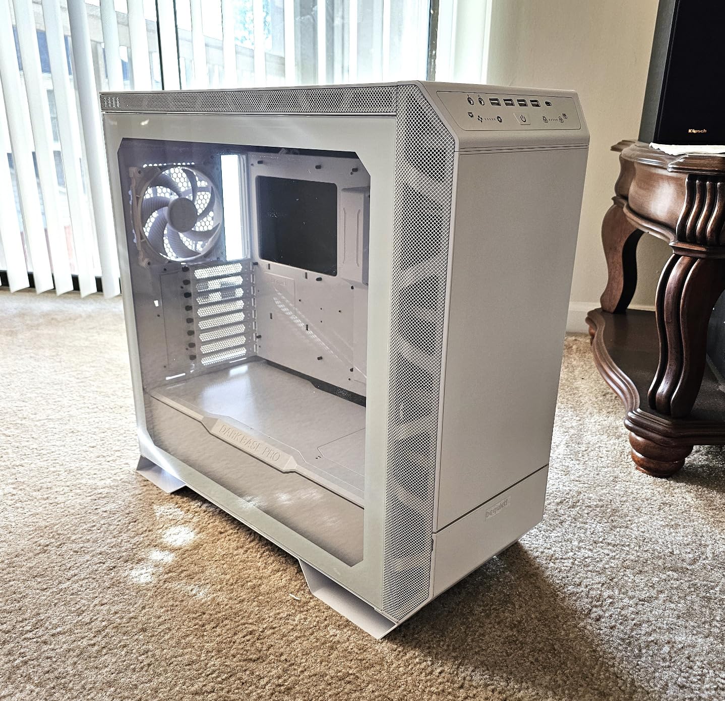 be quiet! Dark Base Pro 901 White PC case, Maximum Airflow, 3X Silent Wings 4 PWM Fans, virtually inaudible Operation, Flexible Motherboard Tray for an Inverted Layout, ARGB Lighting, BGW51 customer photo 2