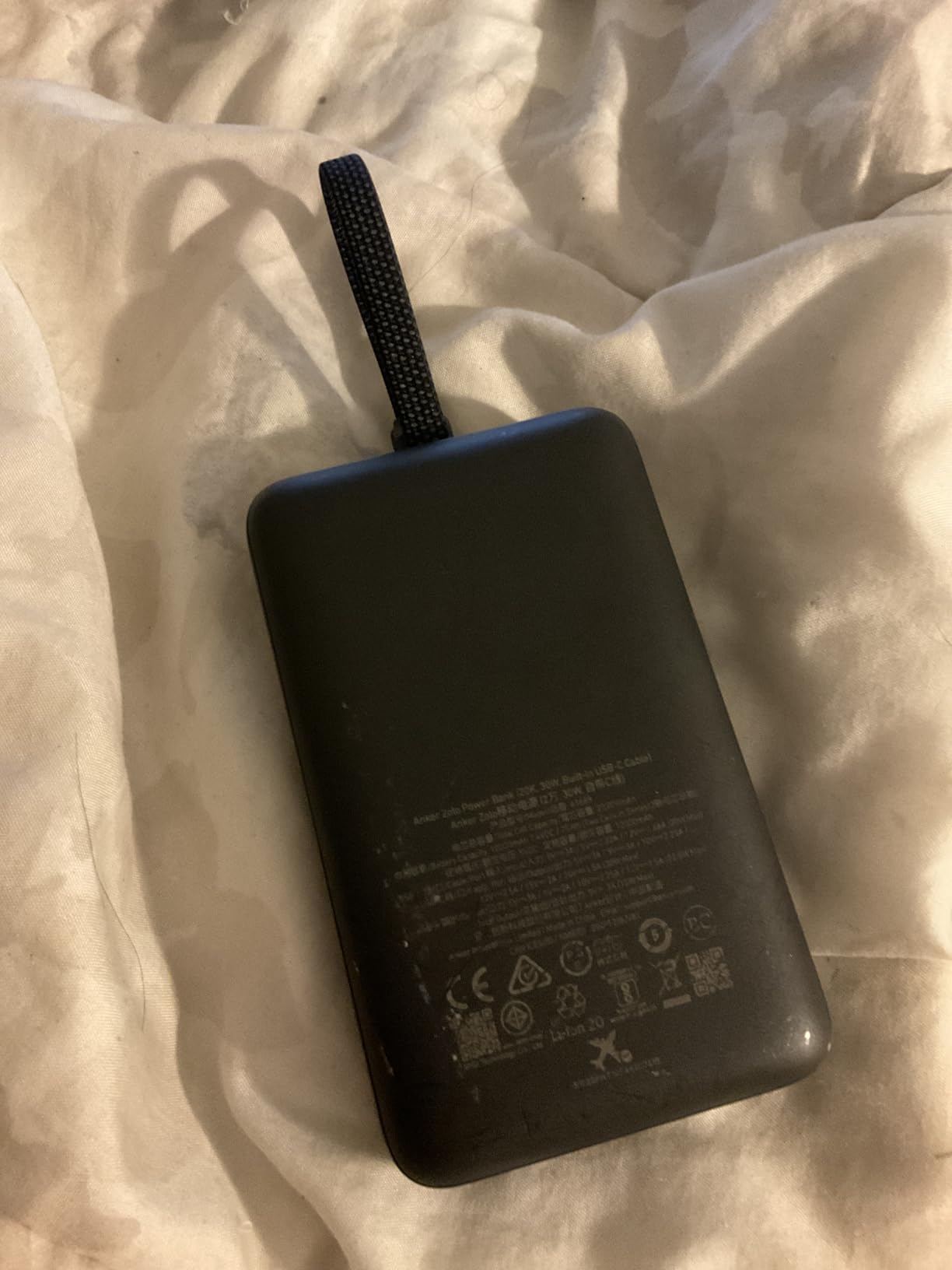 Anker Zolo Power Bank (2025 Upgraded Version), 20,000mAh 30W High-Speed Portable Charger with Built-in USB-C Cable, Battery Pack for iPhone 17/16/15 Series, Galaxy, and More customer photo 2