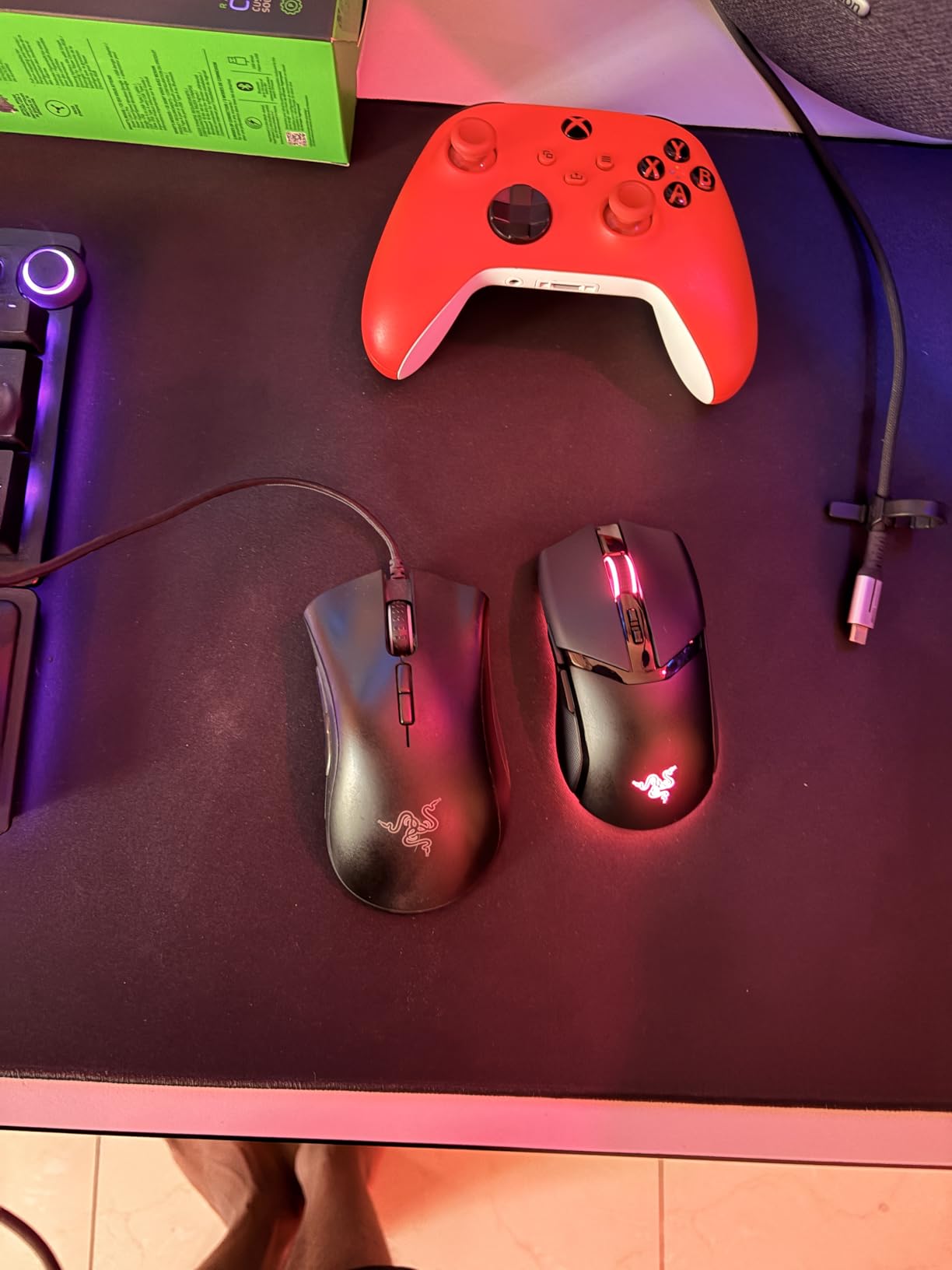 Razer Cobra Pro Wireless Gaming Mouse: 10 Customizable Controls - Chroma RGB Lighting - 30K Optical Sensor - Gen-3 Optical Switches - 2.4GHz, Bluetooth & USB Type C - Up to 170 Hr Battery - White customer photo 2