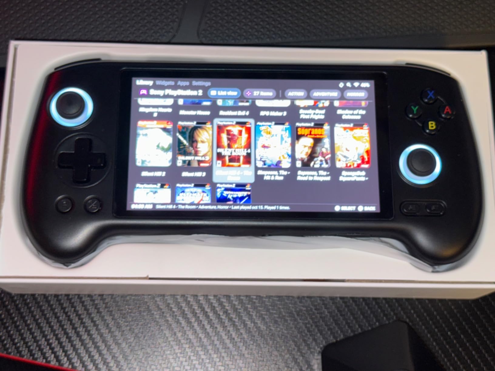 Anbernic RG556 Retro Handheld Game Android 13, 5.48 Inch Touch OLED Screen, DP and WiFi Bluetooth, Hall Rocker Battery 5500mAh customer photo 1