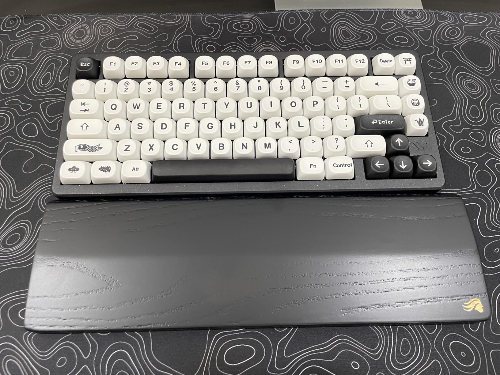 GLORIOUS Gaming Wooden Keyboard Wrist Rest (Compact) - White Ash Wood, Medium-Coarse Grain, Smooth Surface, Sweat & Oil Resistant, Easy Clean, Anti-Slip Rubber Base, 13