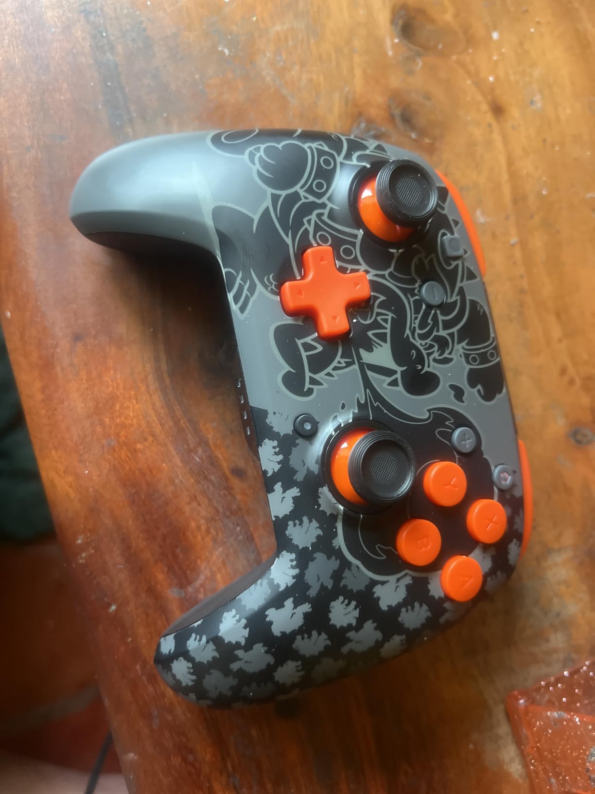 PDP REMATCH GLOW Wireless Nintendo Switch Pro Controller, Full Motion Controls - Licensed for Nintendo Switch & Lite & OLED Model, Rechargeable Battery Power, Glow in the Dark: Blackout Bowser customer photo 1