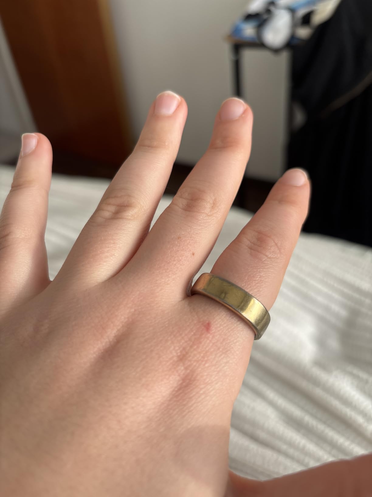 RingConn Gen 2, World's First Smart Ring with Sleep Apnea Monitoring, No APP Subscription, 12-Day Battery Life, Stress/Heart Rate/Women's Health Tracker, Android & iOS Compatible (Silver, Size 9) customer photo 1