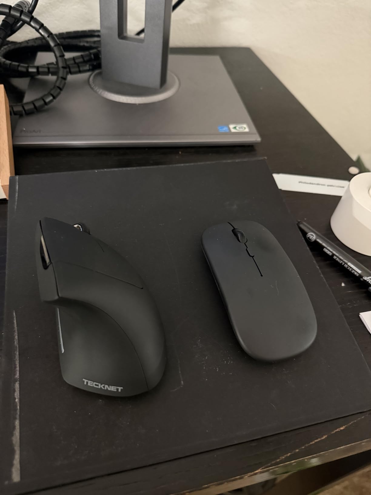 TECKNET Ergonomic Mouse, 4800 DPI Wireless Bluetooth Vertical, 3-Device customer photo 1