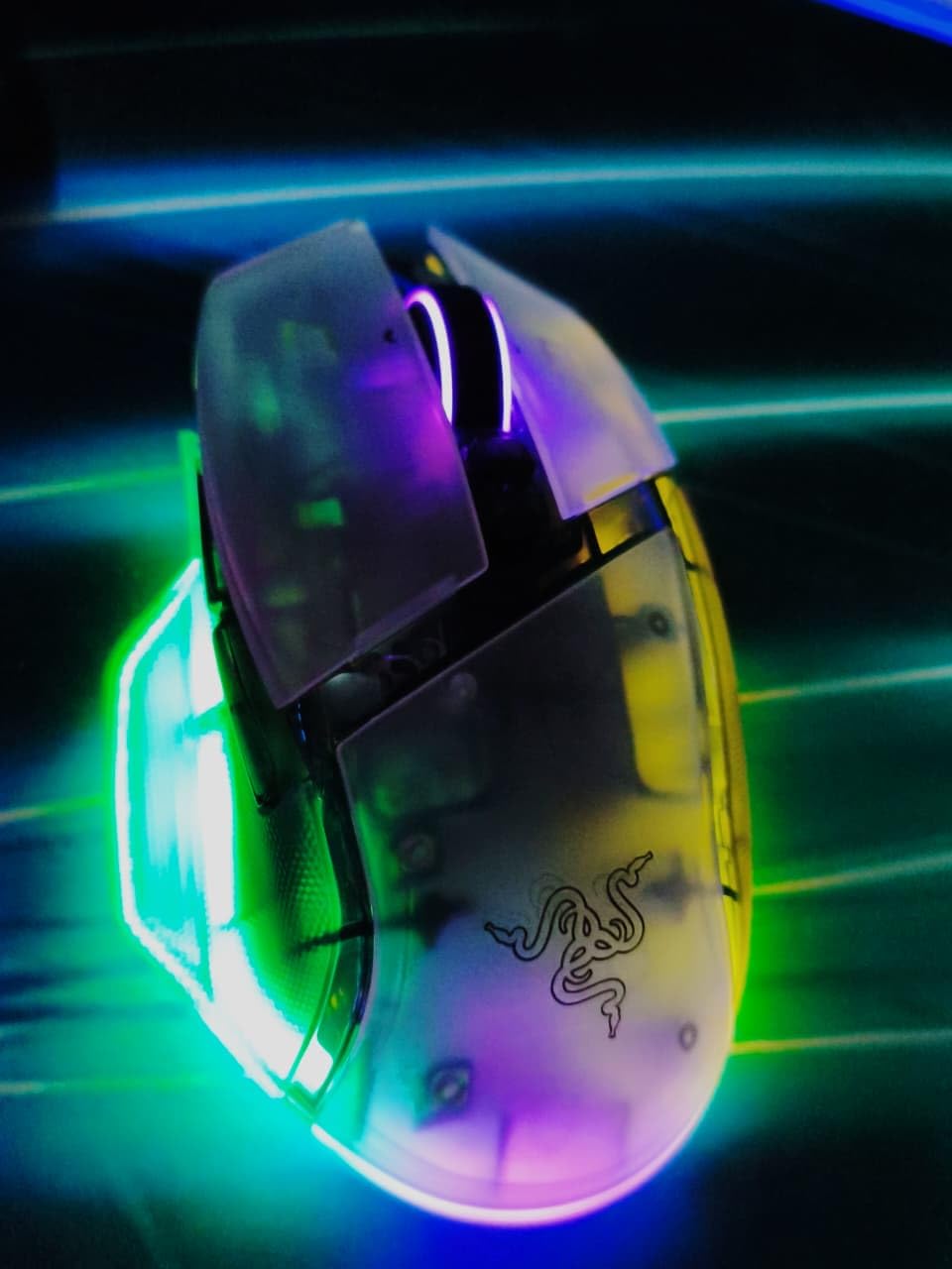 Razer Basilisk V3 Pro 35K Wireless Gaming Mouse: HyperScroll Tilt Wheel - 35K DPI Optical Sensor Gen 2-13 Customizable Controls - Chroma RGB - Optical Switches Gen 3 - Up to 140 Hr Battery - Black customer photo 1