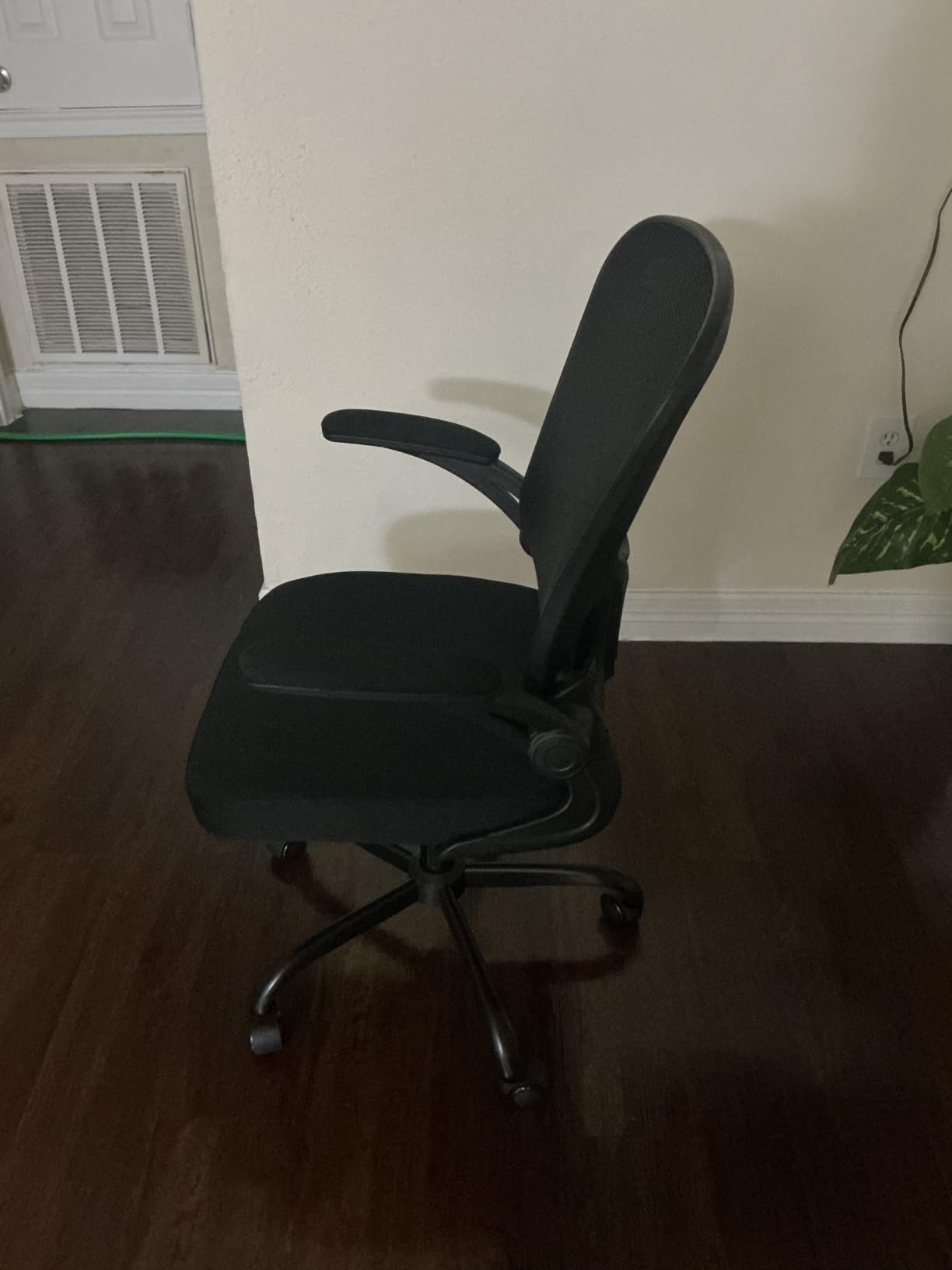 Office Chair, Ergonomic Desk Chairs 330LBS Capacity High Back Mesh Computer Chair with Flip-up Armrests, Comfy Work Chair with Adjustable Lumbar Support, Rolling Chair customer photo 1