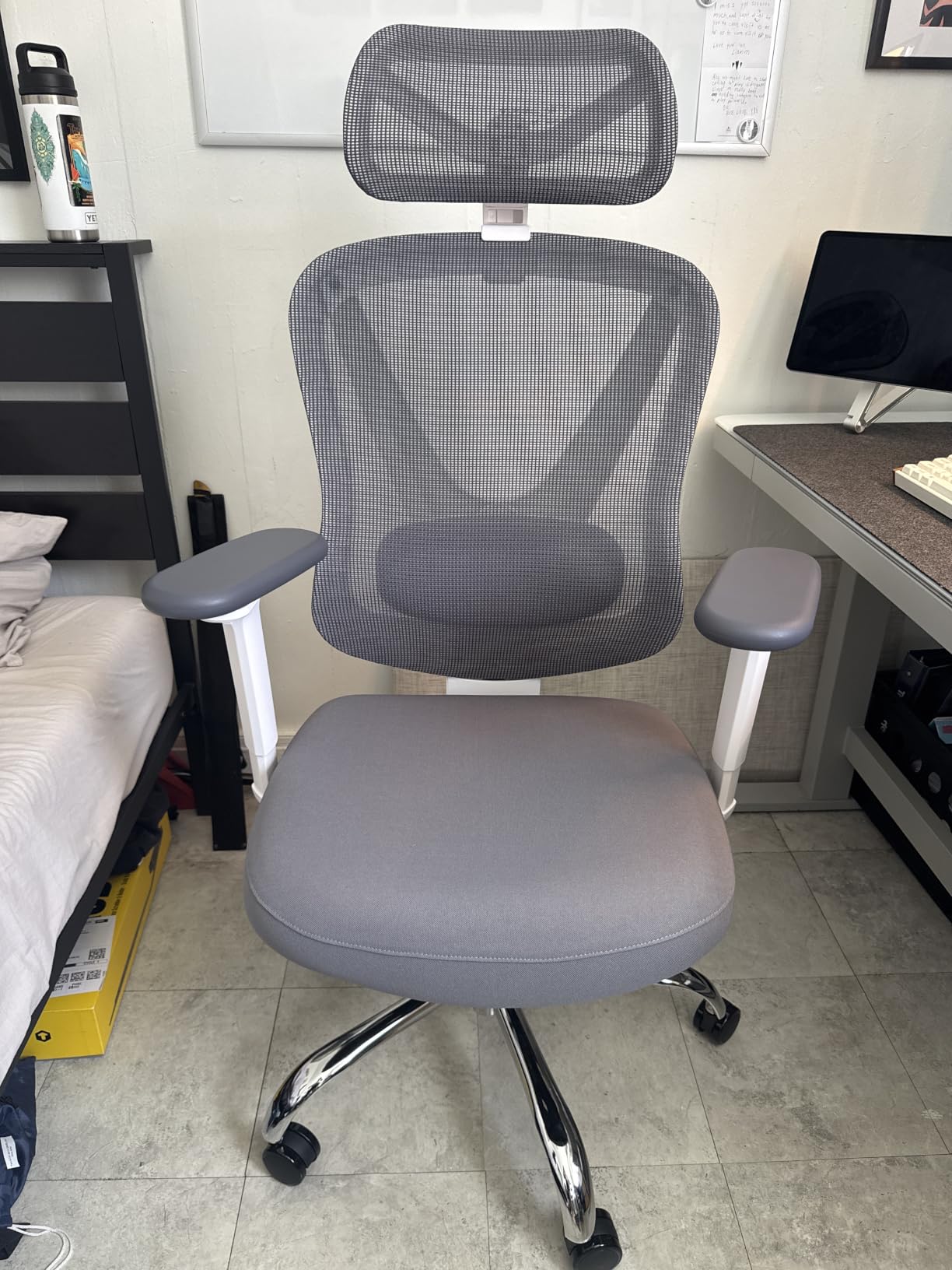 HOLLUDLE Ergonomic Mesh Office Chair - 3D Adjustable Lumbar Support & 3D Armrests, V-Shaped Back, Adjustable Desk Chair for Office & Home (White) customer photo 1