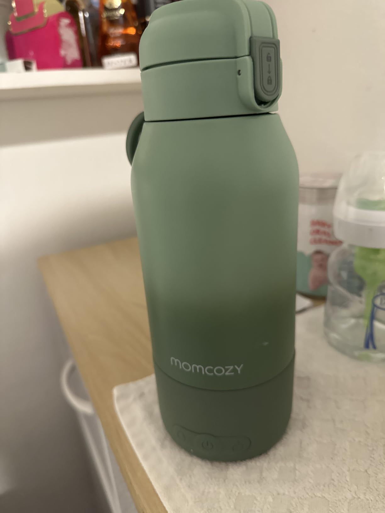 Momcozy Portable Bottle Warmer for Travel - Dual Heating Modes for Breast Milk & Water, Portable Milk Warmer with Fast Heating & Long Battery Life, 17 Ounces Large Capacity to Meet Your All-Day Needs customer photo 2
