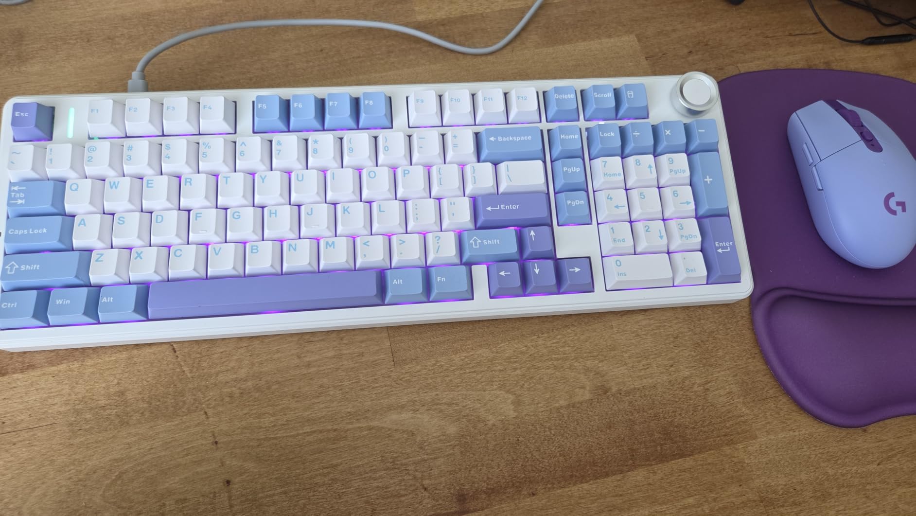 AULA F99 Pro Wireless Mechanical Keyboard with Knob, Creamy Sound, Tri-Mode BT5.0/USB-C/2.4GHz Hot Swappable Keyboard, Gasket Structure, RGB Backlit Computer Gaming Keyboards customer photo 2
