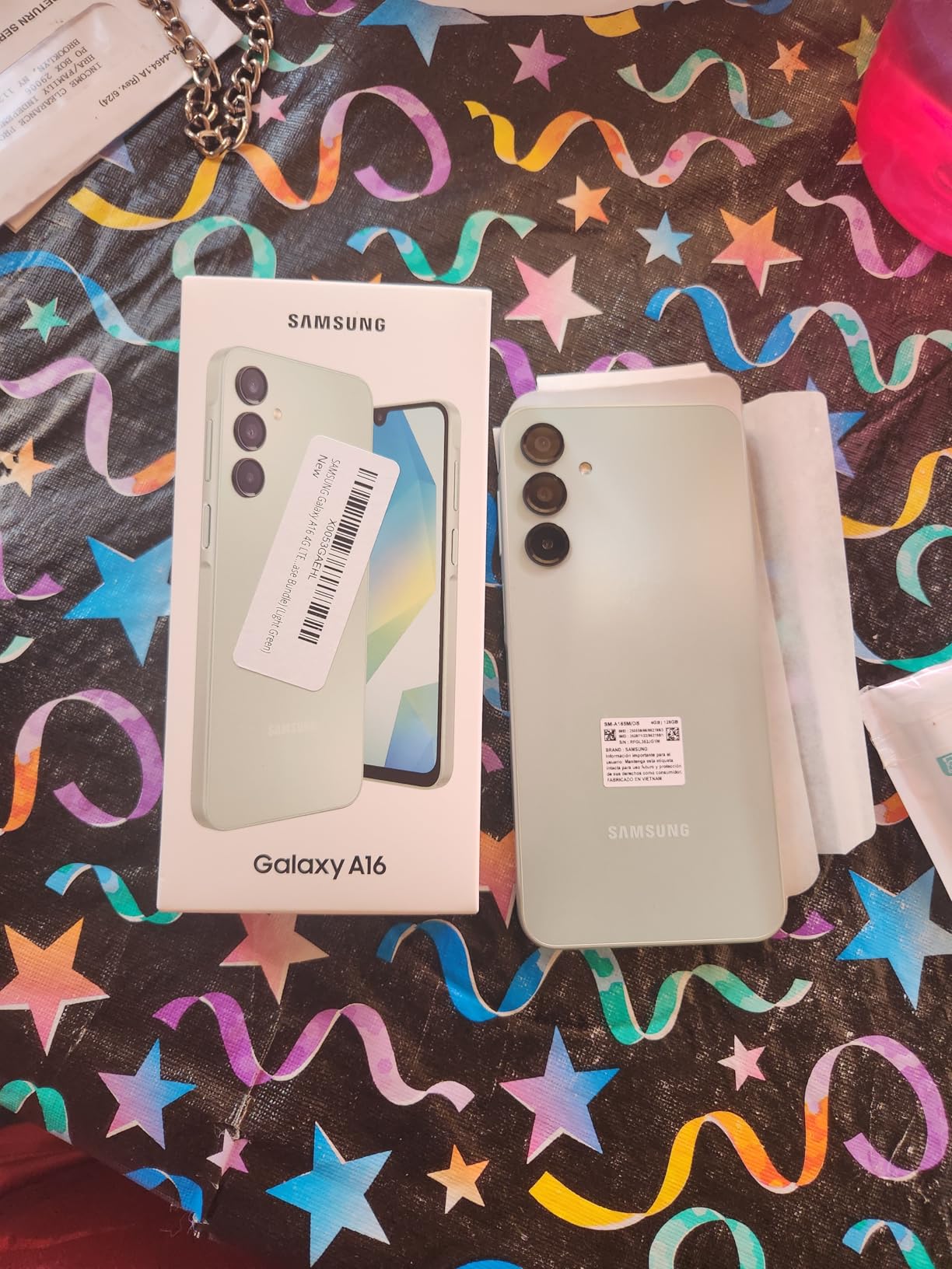 SAMSUNG Galaxy A16 4G LTE (128GB + 4GB) International Model SM-A165/DS - Factory Unlocked (NOT FOR SPECTRUM/CRICKET/XFINITY/VISIBLE) - Light Green + CASE customer photo 1