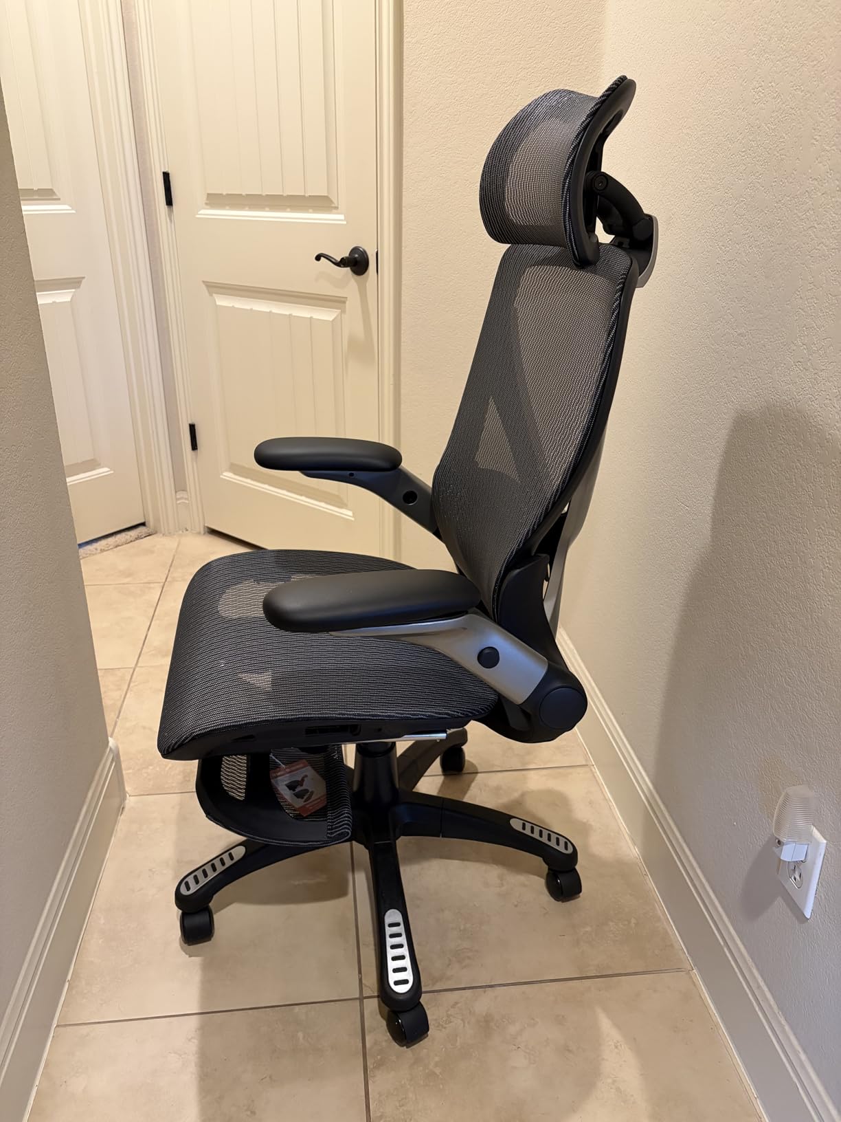 ELABEST X100 Ergonomic Mesh Office Chair with Footrest, Big and Tall Home Desk Chair with 5D Flip-Up Arms, Adjustable 3D Lumbar Support, Gaming & Executive Computer Chairs customer photo 1
