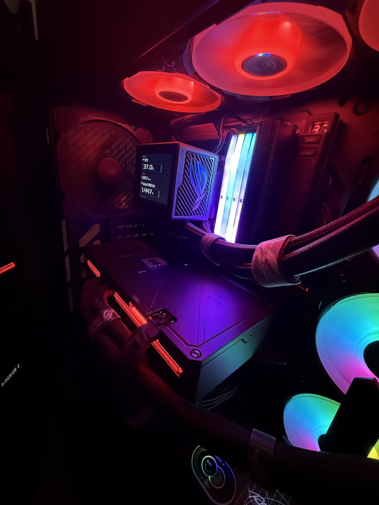ASUS ROG RYUJIN III 360 ARGB Extreme All-in-one AIO CPU Liquid Cooler, AMD Ryzen 9000 & Intel Core Ultra Ready, Asetek Gen8 V2 Pump high Airflow Magnetic Fans; Customizable 3.5