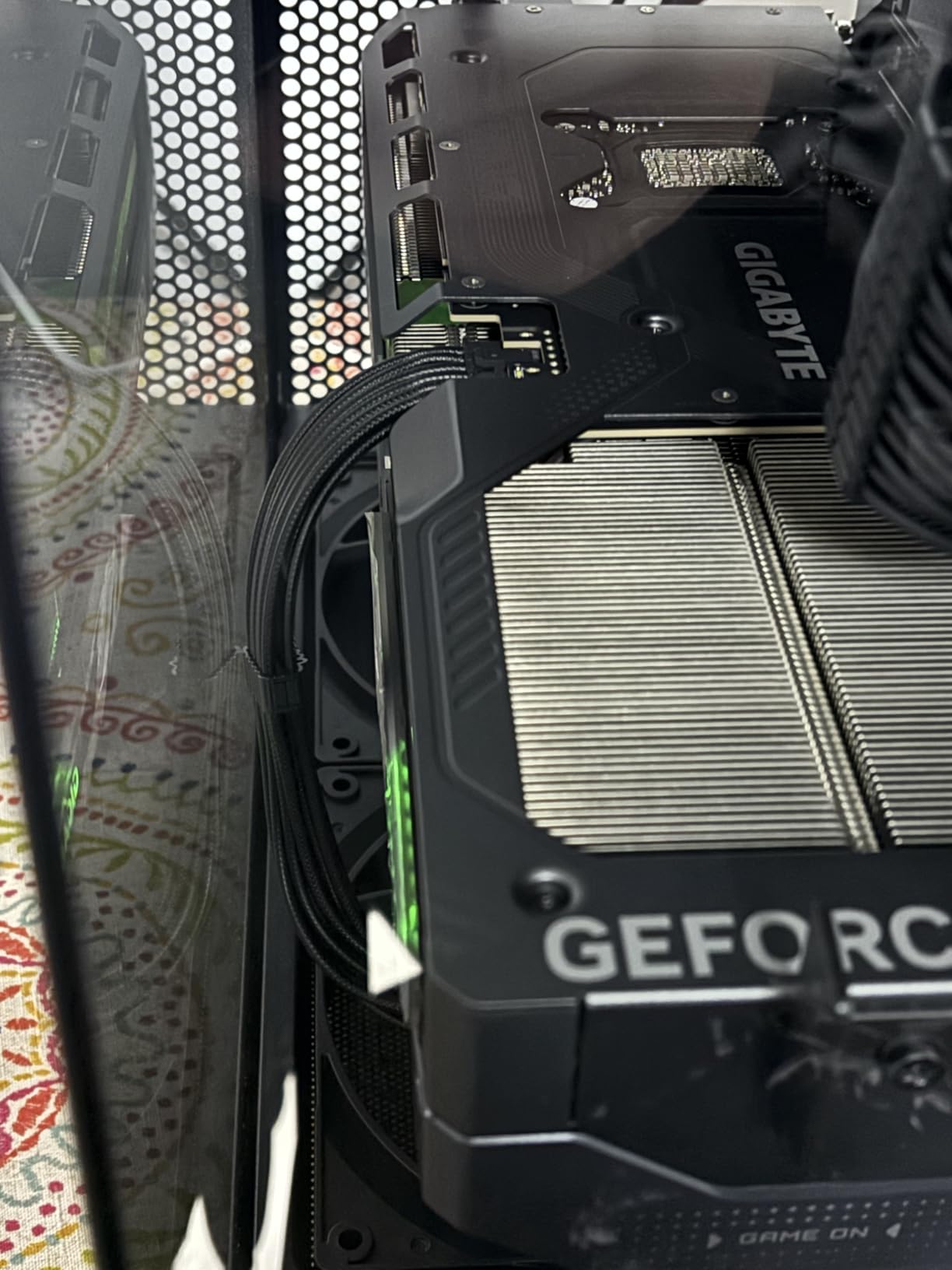 GIGABYTE GeForce RTX 5080 Gaming OC 16G Graphics Card customer photo 2