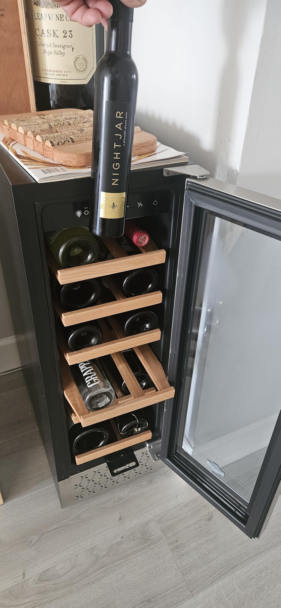 Tylza Back Bar Cooler With 3 Glass Doors, 312L Under Counter Back Bar Refrigerator with LED Lighting, Safety Locks, Counter Height Bar Beverage Cooler for Beer, Soda Drinks, Wine, Black customer photo 1