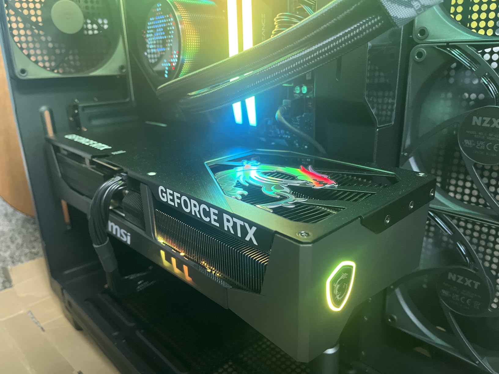 MSI GeForce RTX 5090 32G GAMING TRIO OC Graphics Card, 32GB GDDR7, TRI FROZR 4, PCIe 5.0 customer photo 1
