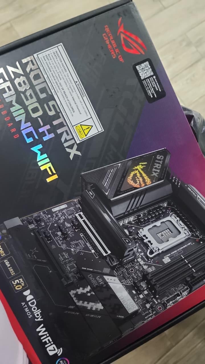 ROG Strix Z890-H Gaming WiFi Z890 LGA 1851 ATX Motherboard, Intel Core Ultra Series 2 Ready, Advanced AI PC-Ready, 16+2+1+2 Stages, DDR5, 5Gb LAN, WiFi 7, 4X M.2, PCIe 5.0, USB Type-C, AI OC customer photo 1