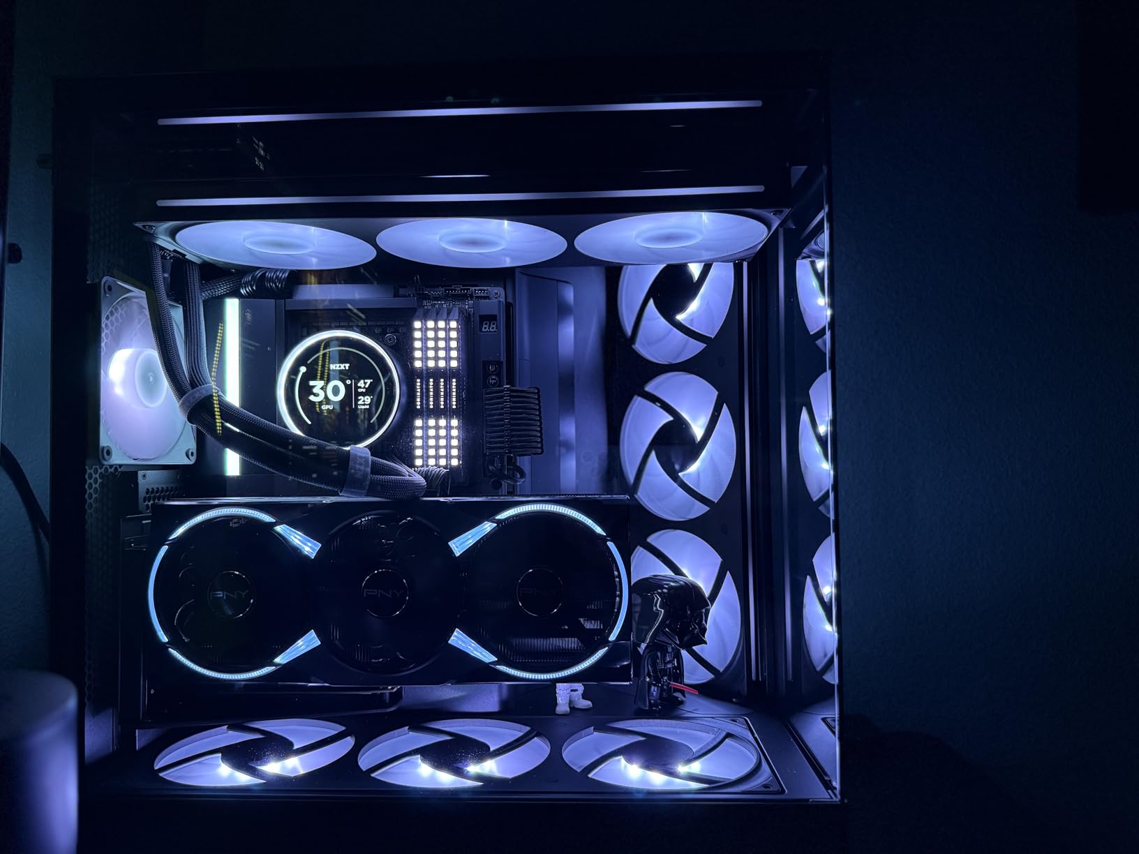 PNY NVIDIA GeForce RTX 5090 OC Triple Fan Graphics Card, 32GB GDDR7, 512-bit, Boost 2527 MHz customer photo 1