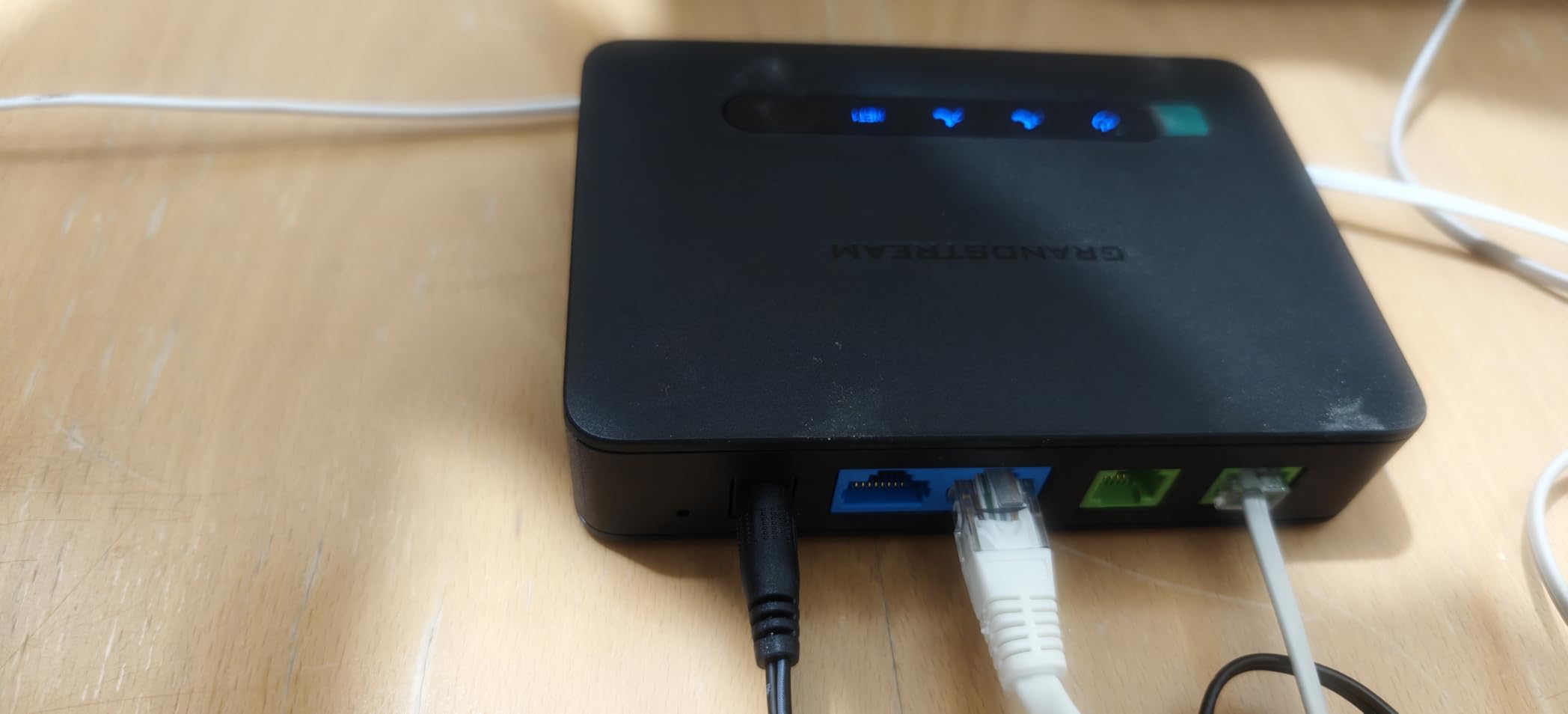 Grandstream HT812 V2 VoIP ATA 2-FXS Port (HT812-V2) customer photo 1