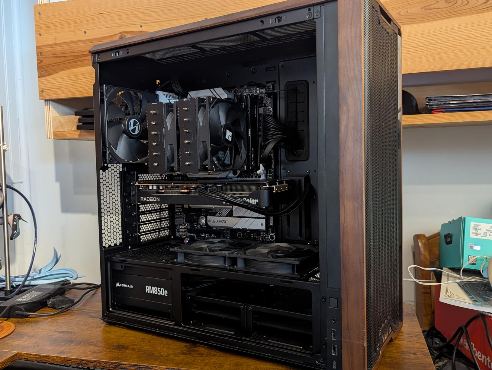 Lian Li LANCOOL 217 ATX Mid-Tower PC Case, 5 PWM Fans, Black Walnut Wood | Pre-installed 2x170mm, 2x120mm & 1x140mm Fans, Genuine Wood Panels, Back-Connect Ready customer photo 1
