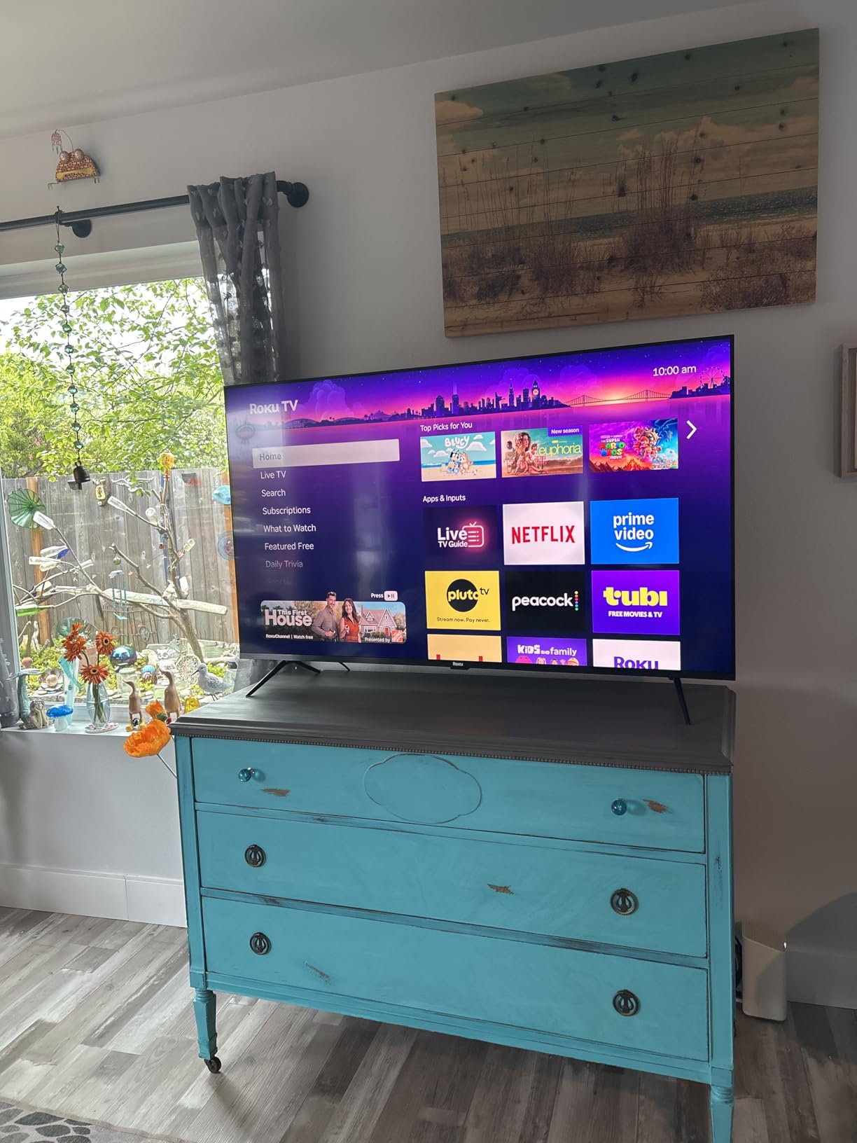 Roku Smart TV - 75-Inch Plus Series, Mini-LED TV - Roku TV with Enhanced Voice Remote - Flat Screen 4K QLED Television with Dolby Vision & Wi-Fi for Streaming Live Local News, Sports customer photo 1