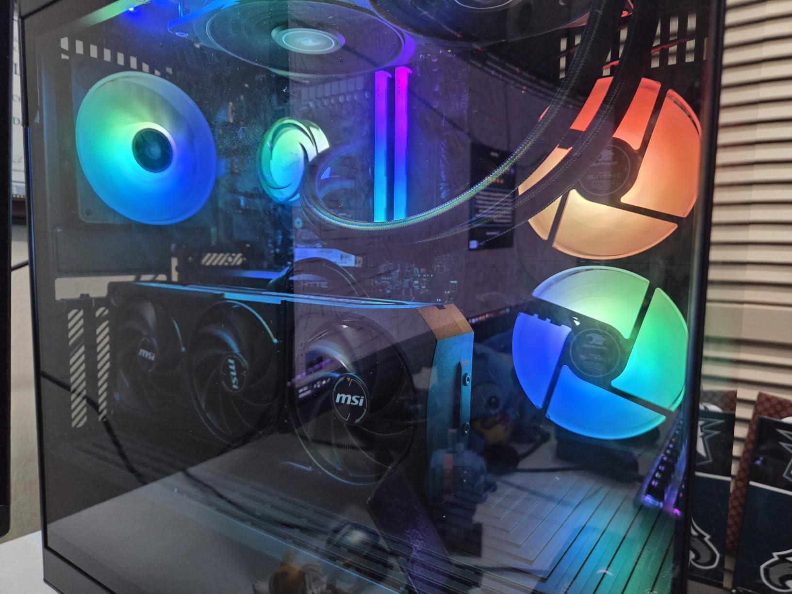 iBUYPOWER Y40 PRO Black Gaming PC Desktop Computer AMD Ryzen 9 7900X CPU, NVIDIA GeForce RTX 5070Ti 16GB GPU, 32GB DDR5 RGB 5200MHz RAM, 2TB NVMe SSD, Windows 11 Home, Keyboard, Mouse - Y40BA9N57T01 customer photo 1