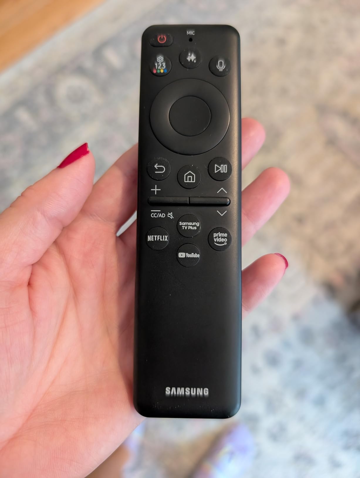 Samsung 85-Inch Class Neo QLED 8K QN900F Series, Vision AI, Mini LED Smart TV (2025 Model, 85QN900F) Neo Quantum HDR 8K Pro, Object Tracking Sound + w/Dolby Atmos, Glare Free, Alexa Built-in customer photo 2