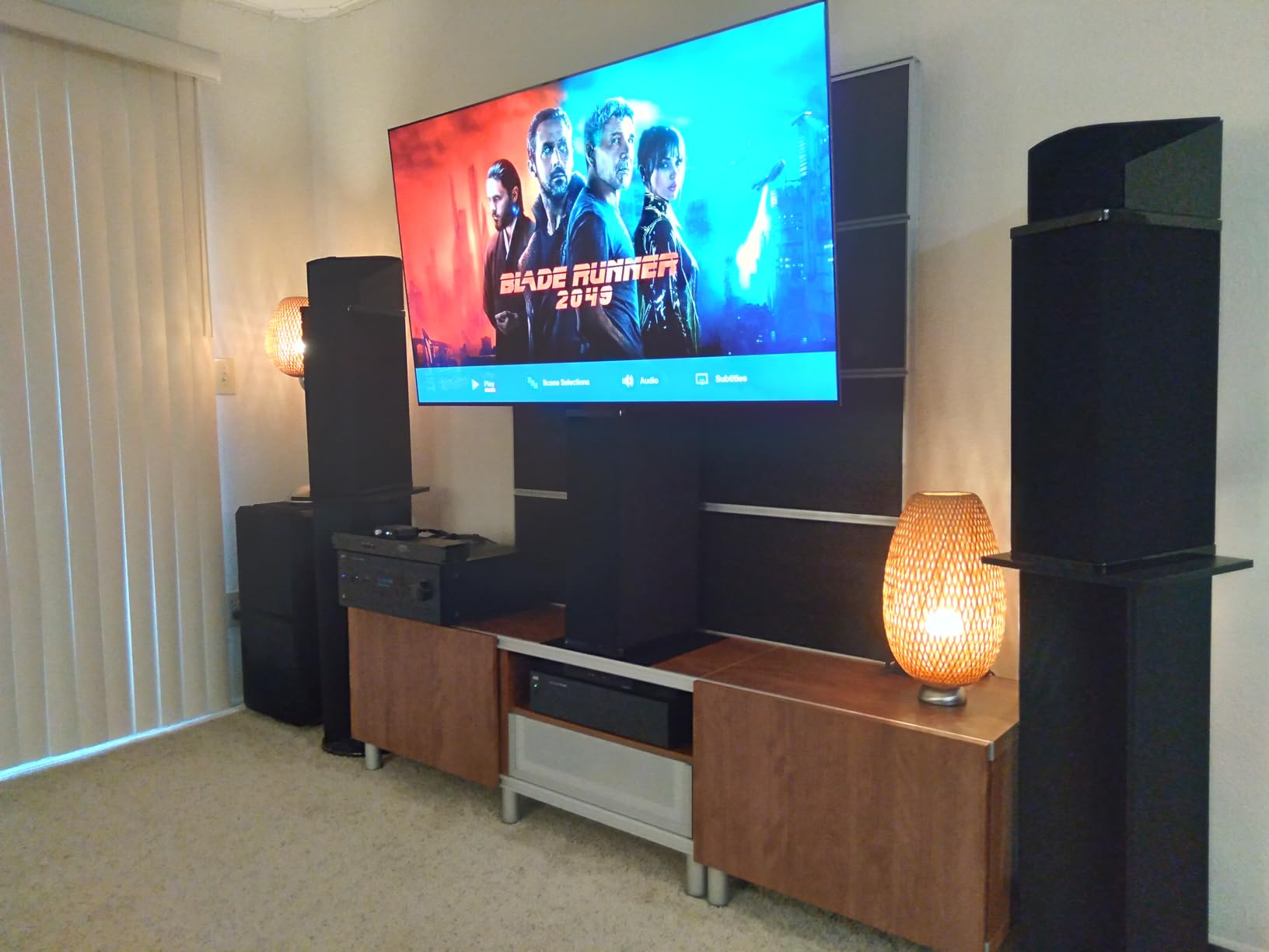 LG 42-Inch Class OLED evo AI Super Upscaling 4K C5 Series Smart TV w/Dolby Atmos & Vision, HDR10, Filmmaker Mode, Wow Orchestra, Alexa Built-in (OLED42C5PUA, 2025) customer photo 1