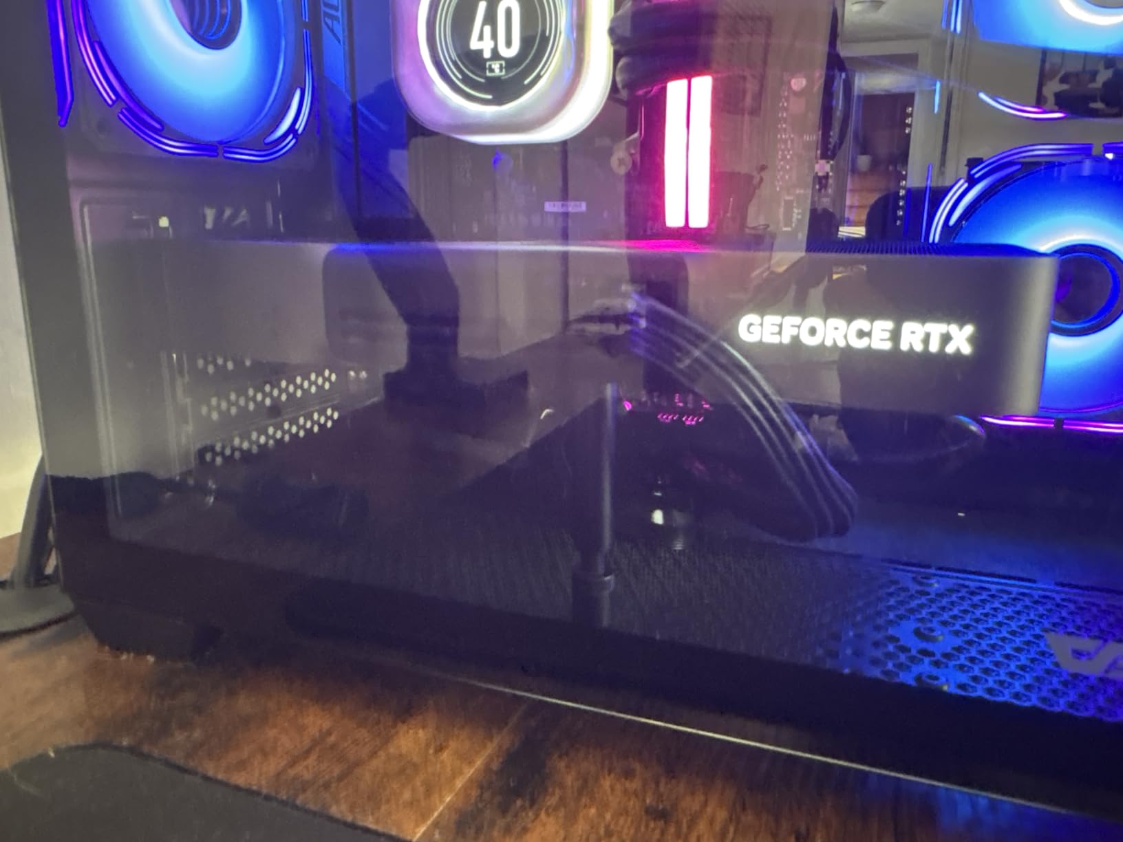 NVIDIA GeForce RTX 5080 Founders Edition customer photo 1