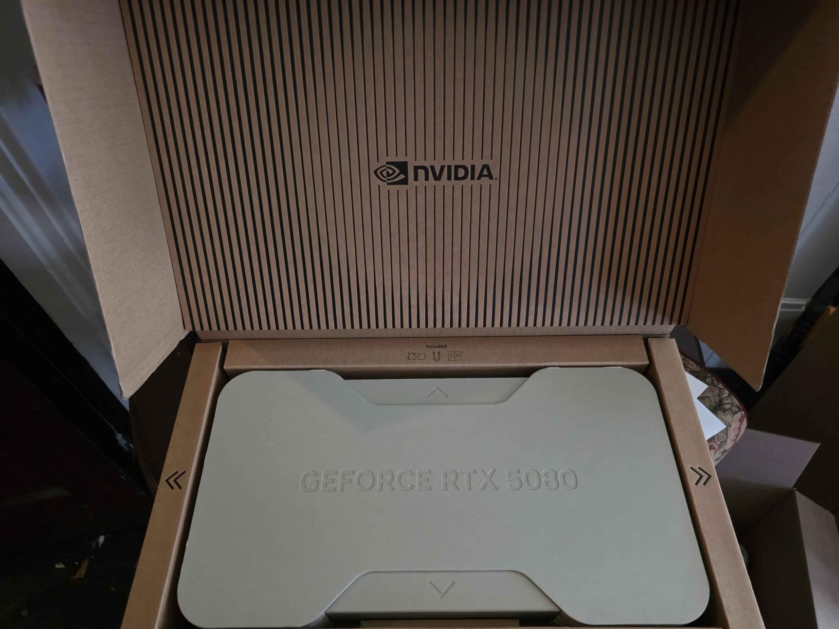 NVIDIA GeForce RTX 5080 Founders Edition customer photo 2