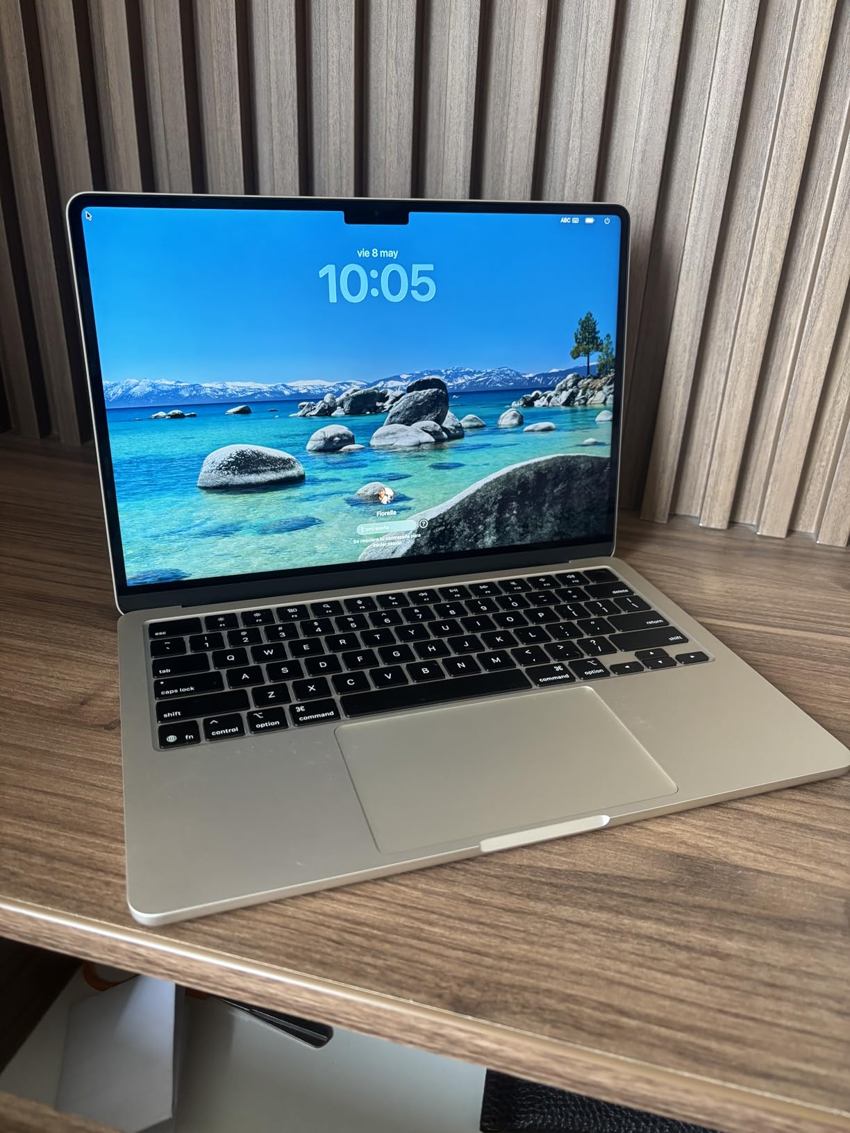 Apple 2025 MacBook Air 13-inch Laptop with M4 chip, 13.6-inch Liquid Retina Display, 16GB Unified Memory, 256GB SSD Storage, 12MP Center Stage Camera, Touch ID customer photo 2