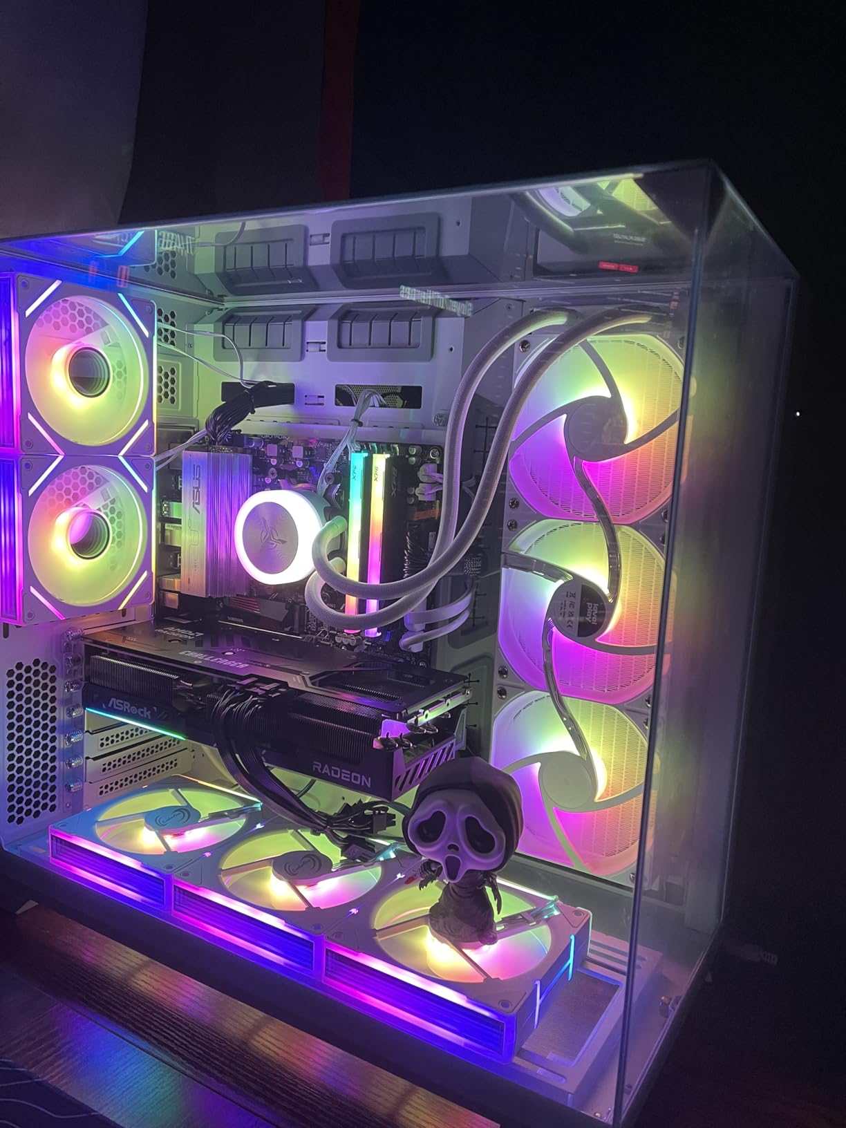 Skytech Gaming O11 Vision Desktop PC, Ryzen 7 9800X3D 4.7 GHz (5.2 GHz), AMD RX 9070XT 16GB, 2TB Gen4 NVMe SSD, 32GB DDR5 RAM 6000 RGB, 850W Gold ATX 3 PSU, 360mm ARGB AIO, Wi-Fi, Win 11 customer photo 1