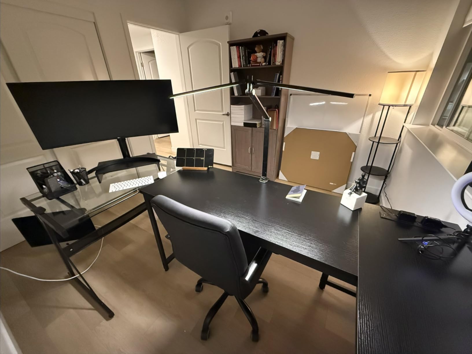 Huuger 63 Inch L Shaped Desk with Power Outlets and USB-C Port, 0.95 Inch Thicker Desktop, Reversible Computer Desk, Larger Office Corner Gaming Desk, Metal Frame, for Home Office, Study, Rustic Brown customer photo 2