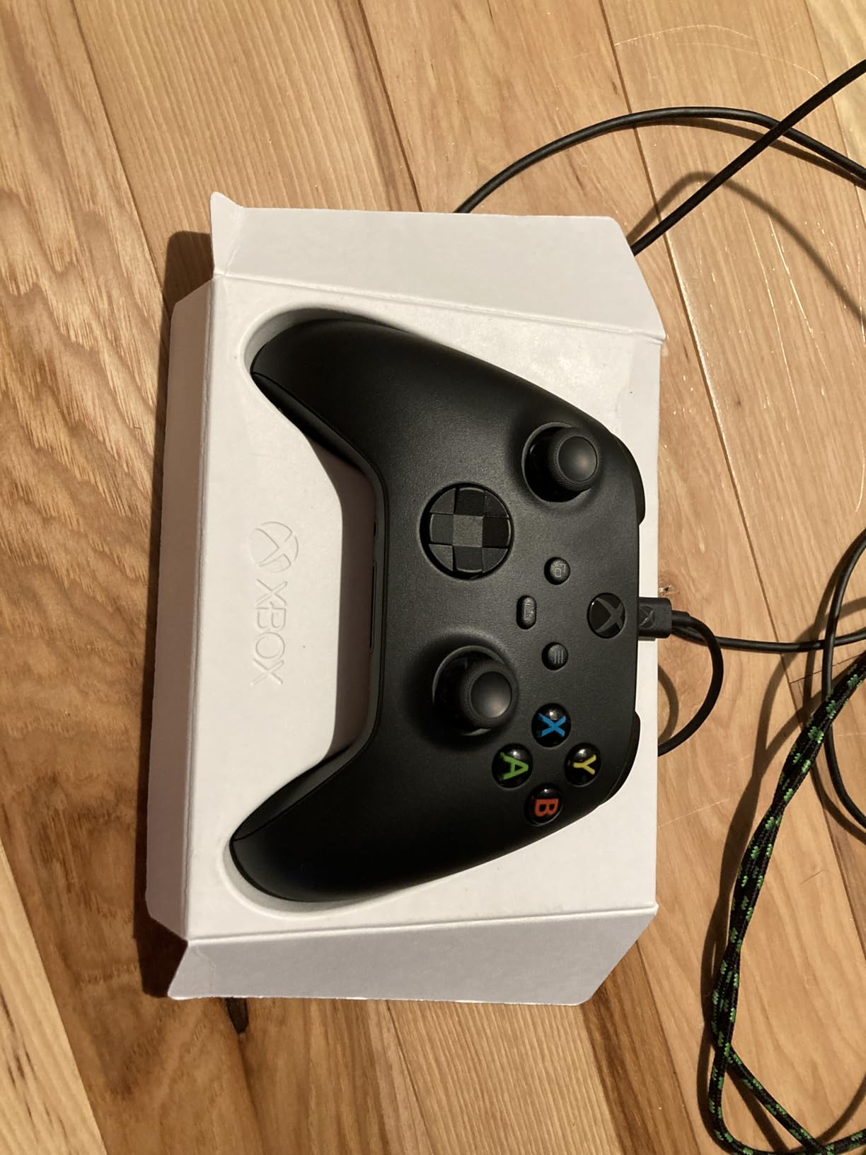 XBOX Wireless Gaming Controller + USB-C Cable | Carbon Black | Console, PC, & Cloud Devices | Textured Grip | Wireless, Bluetooth, USB-C Connectivity customer photo 1