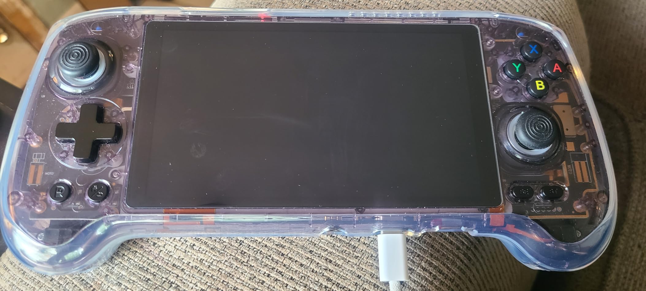 Anbernic RG557 Retro Handheld Game Console , 5.48 Inch AMOLED Screen Handheld Emulator Android 14 System Dimensity 8300 Processor Support WiFi 6E Bluetooth 5.3(Transparent Purple) customer photo 2