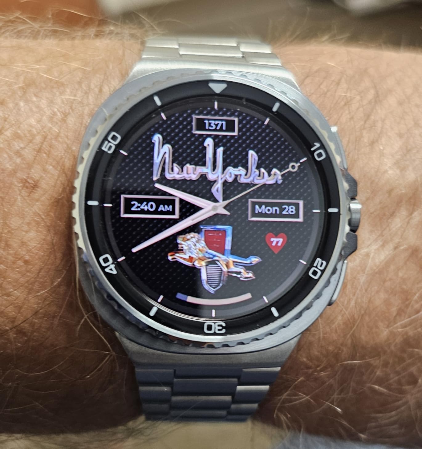 Samsung Galaxy Watch 8 Classic (2025) 46mm LTE Smartwatch, Cushion Design, Rotating Bezel, Quick Button, Sleep Coaching, Running Coach, Energy Score, White customer photo 2