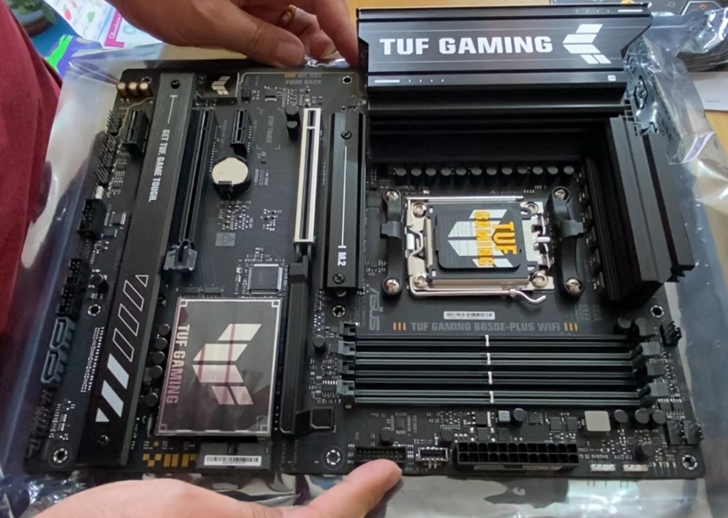 ASUS TUF Gaming B650E-PLUS WiFi AMD B650 ATX Motherboard, 12+2+1 80A DrMOS Power Stages, DDR5, PCIe 5.0 Ready, 3X M.2, Wi-Fi 6E, 2.5Gb LAN, DisplayPort, HDMI, USB Type-C, BIOS Flashback, Aura Sync customer photo 1